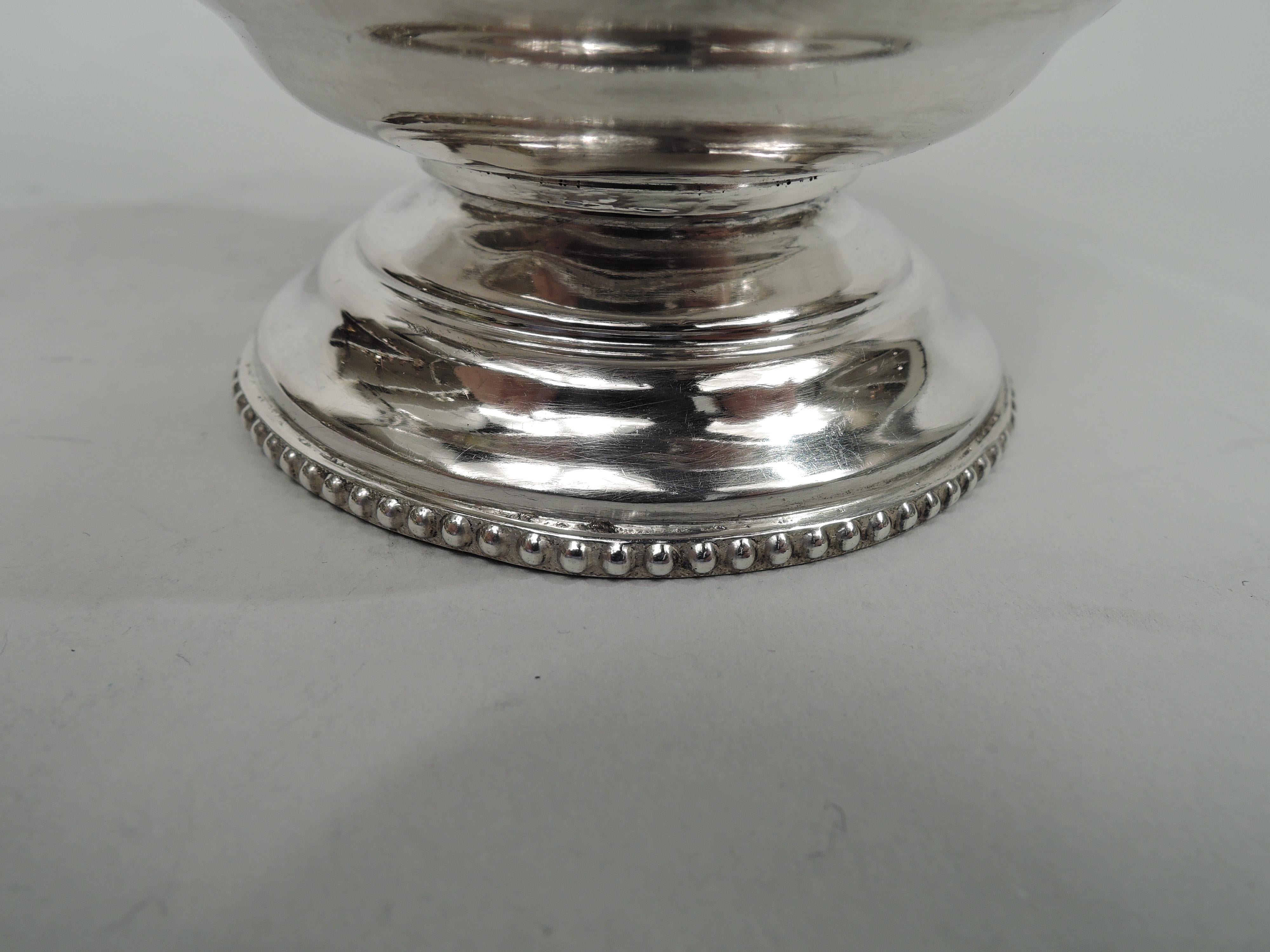 Antique Classical Coin Silver Baby Cup with Philadelphia Marks In Good Condition For Sale In New York, NY
