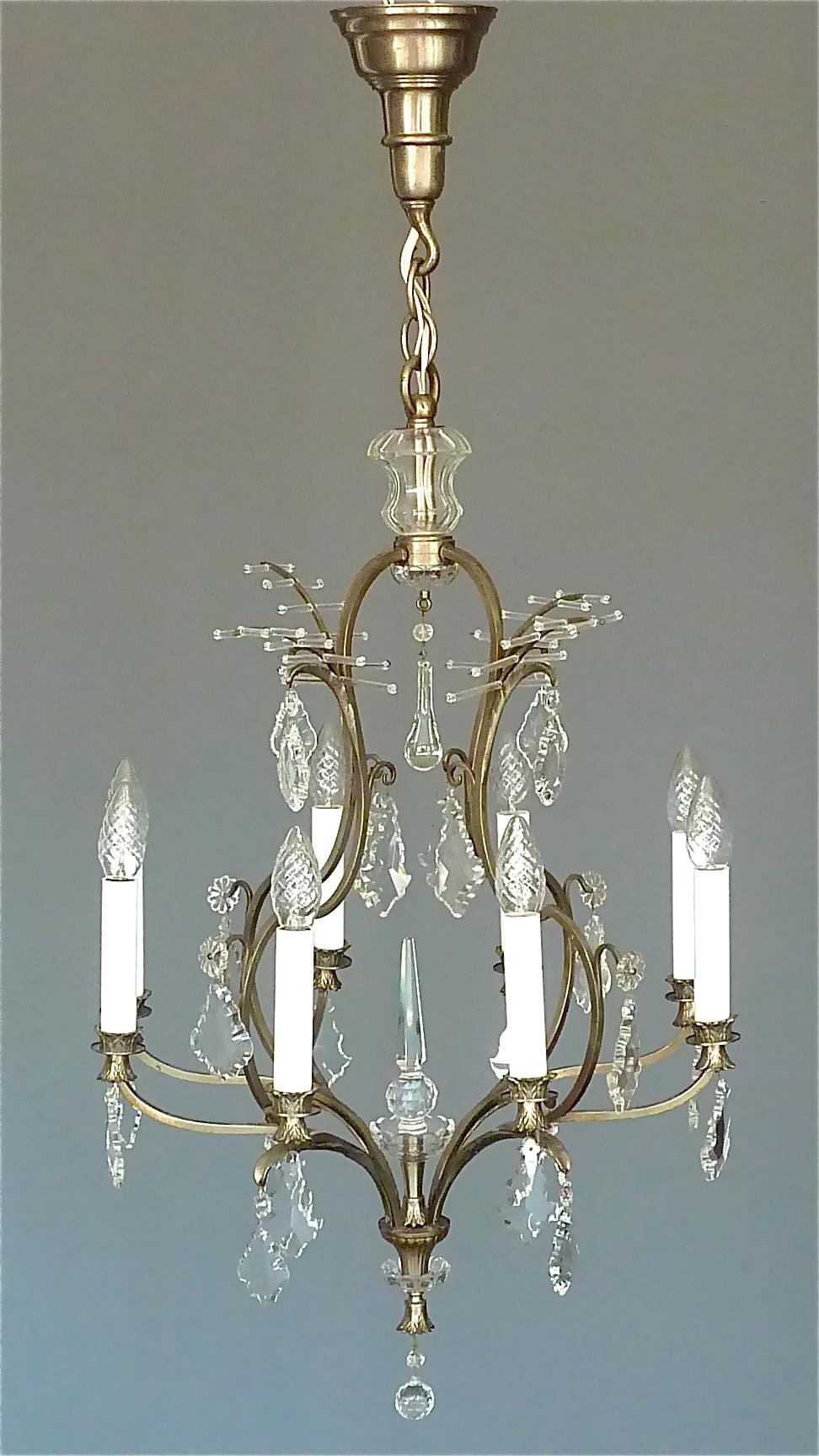 Patinated Antique Classical Eight-Light Crystal Glass Chandelier Vienna, circa 1910-1920 For Sale