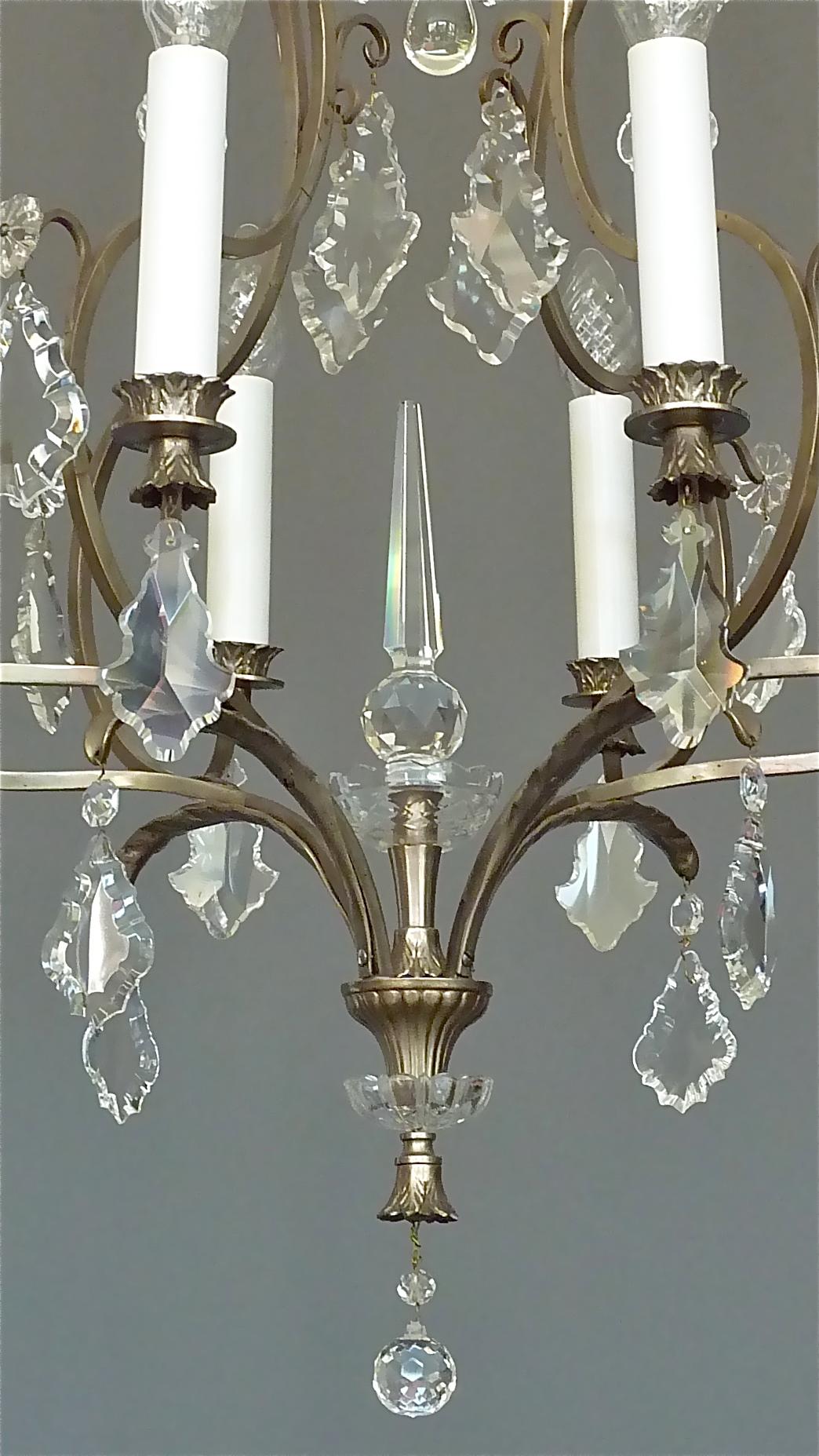 Early 20th Century Antique Classical Eight-Light Crystal Glass Chandelier Vienna, circa 1910-1920 For Sale