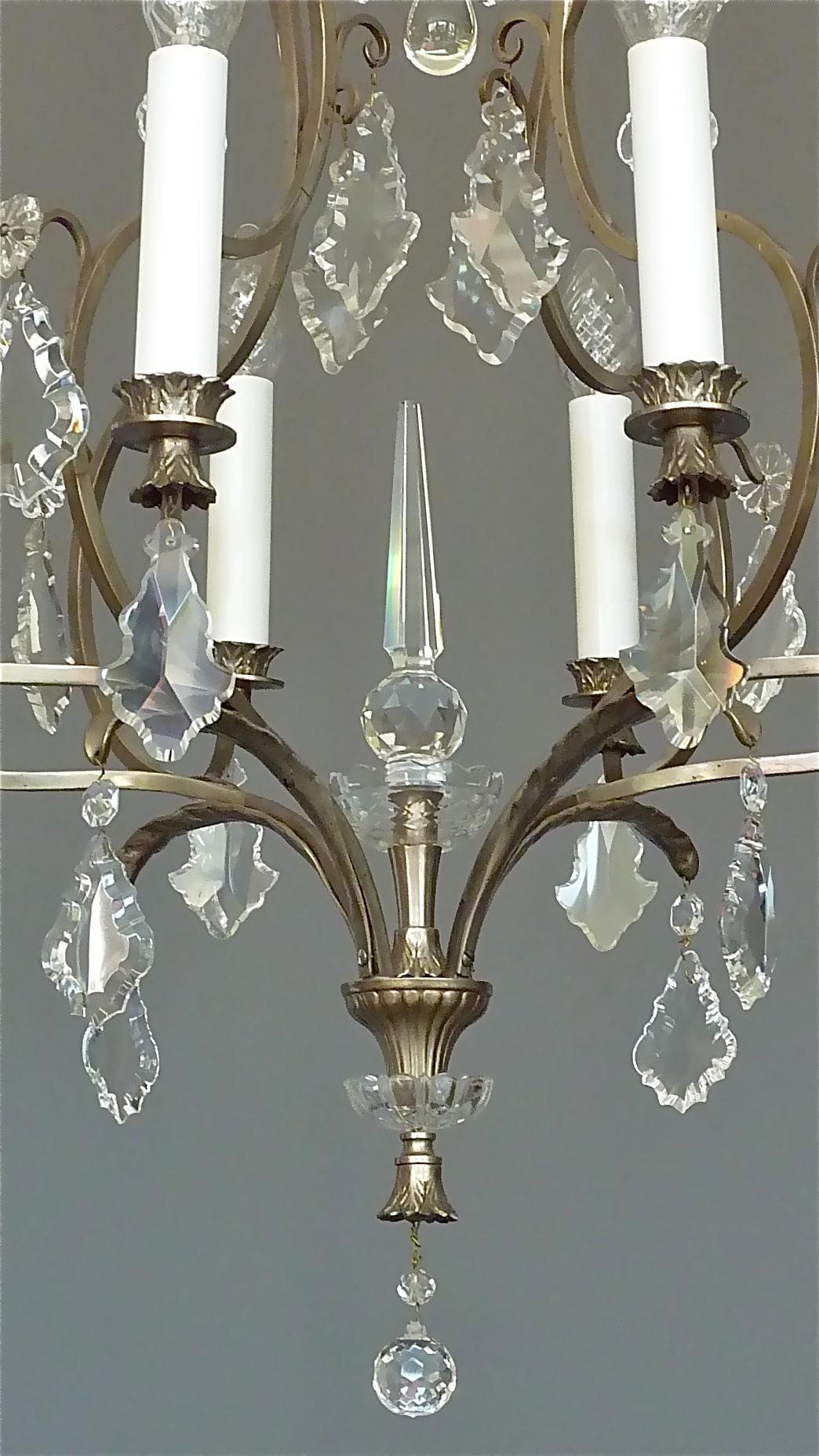 Metallo Antico lampadario classico a otto luci in cristallo di Vienna, circa 1910-1920 in vendita