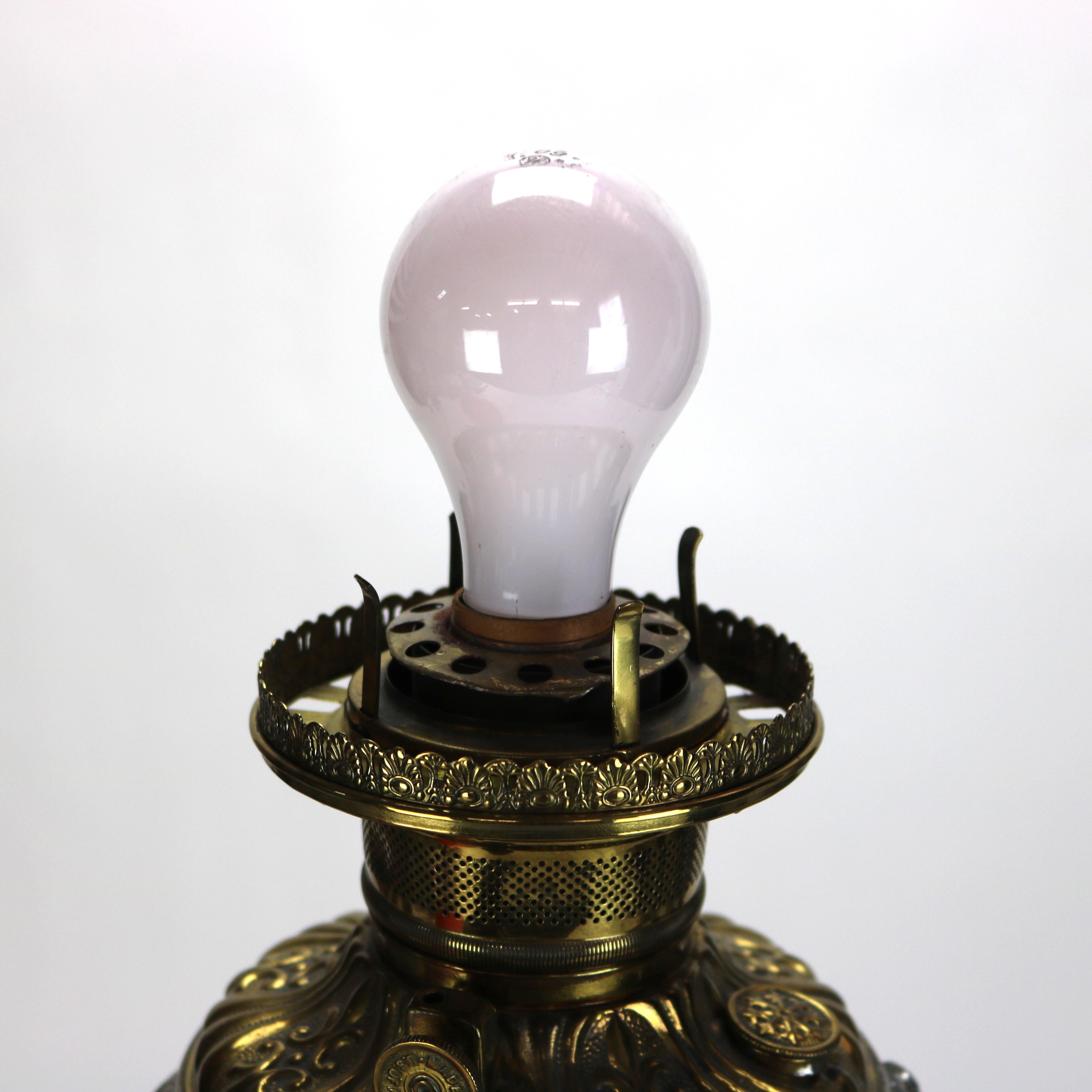 Antica lampada da tavolo classica con cherubino figurato elettrificato C1890 in vendita 5