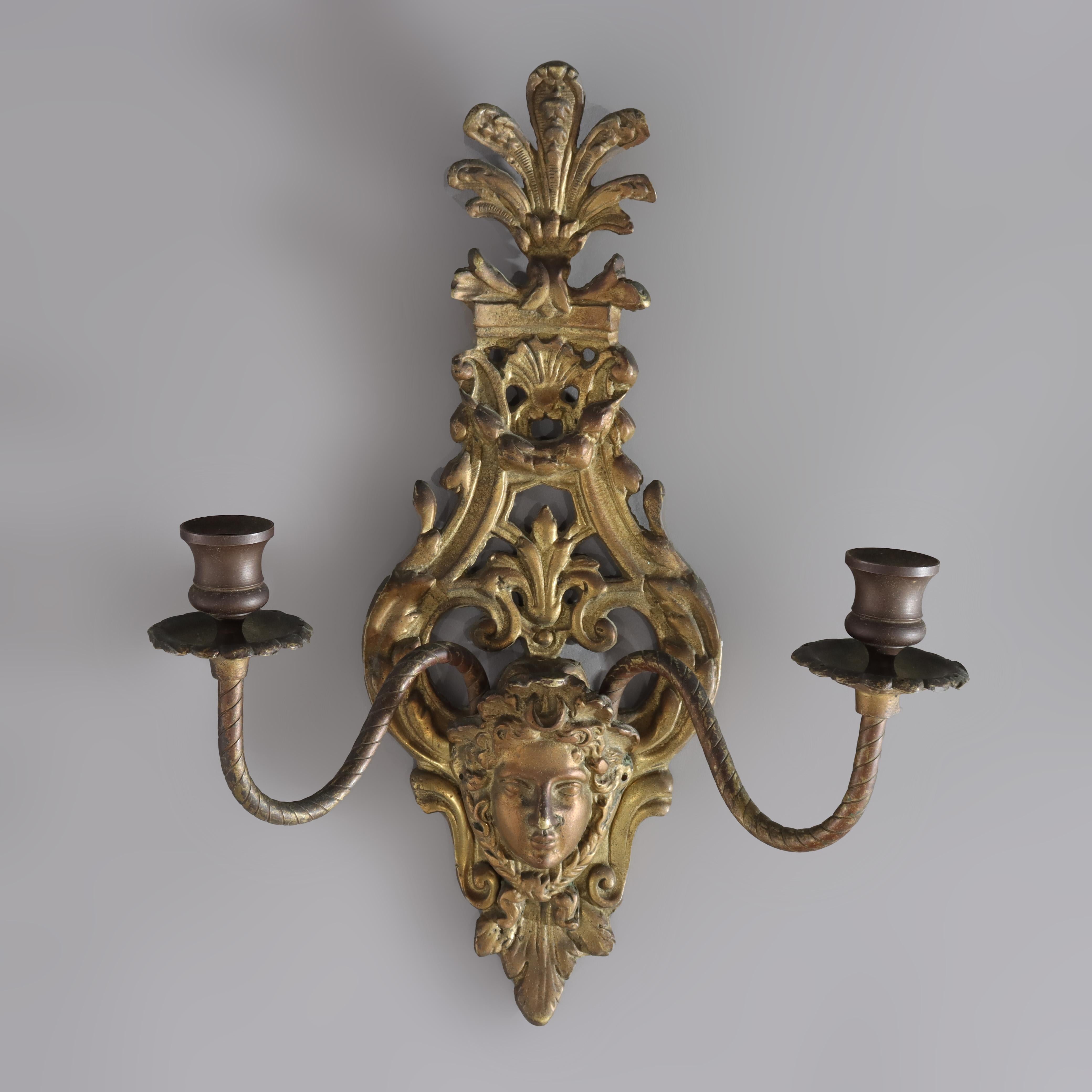 Bronze Anciennes appliques à bougie classiques françaises de style Louis XIV en bronze figuratif, vers 1920 en vente