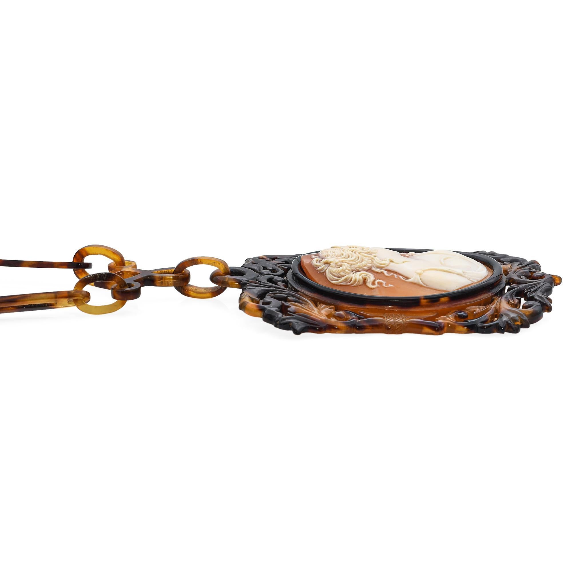 Femenino o masculino Collar antiguo de concha camafeo 