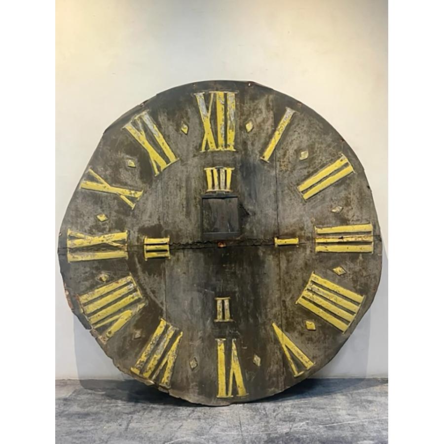 Antique clock face

Item #: AC-0231

Dimensions: approx - 70” Diameter

Beautiful patina.