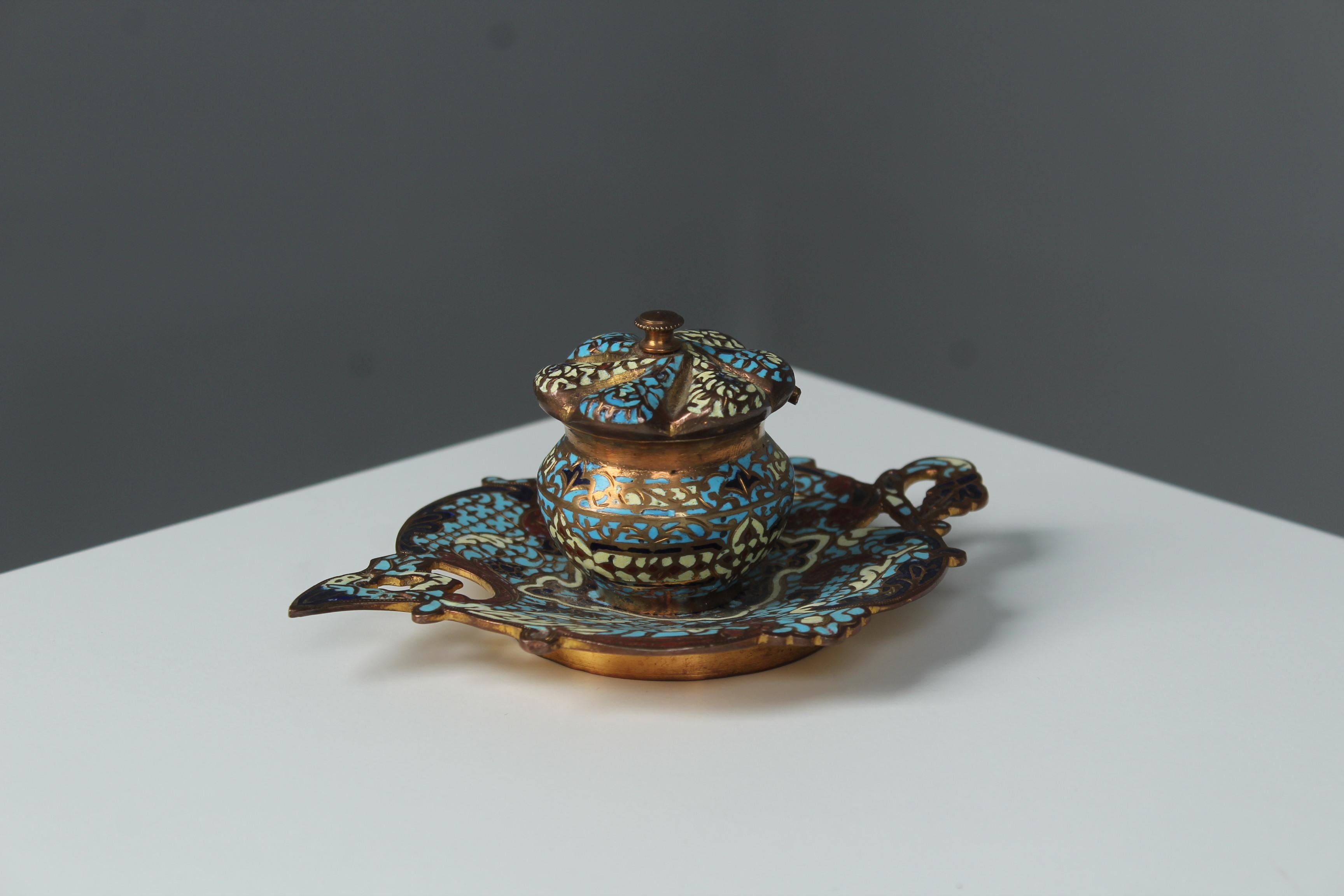 Late Victorian Antique Cloisonné-Emaille Inkwell, Bronze Doré, France, Circa 1880 For Sale