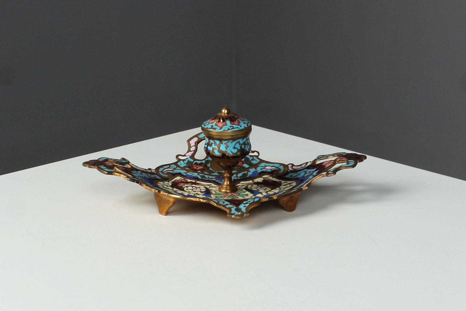 Antique Cloisonné-Emaille Inkwell, Bronze Doré, France, Circa 1880 In Good Condition For Sale In Greven, DE