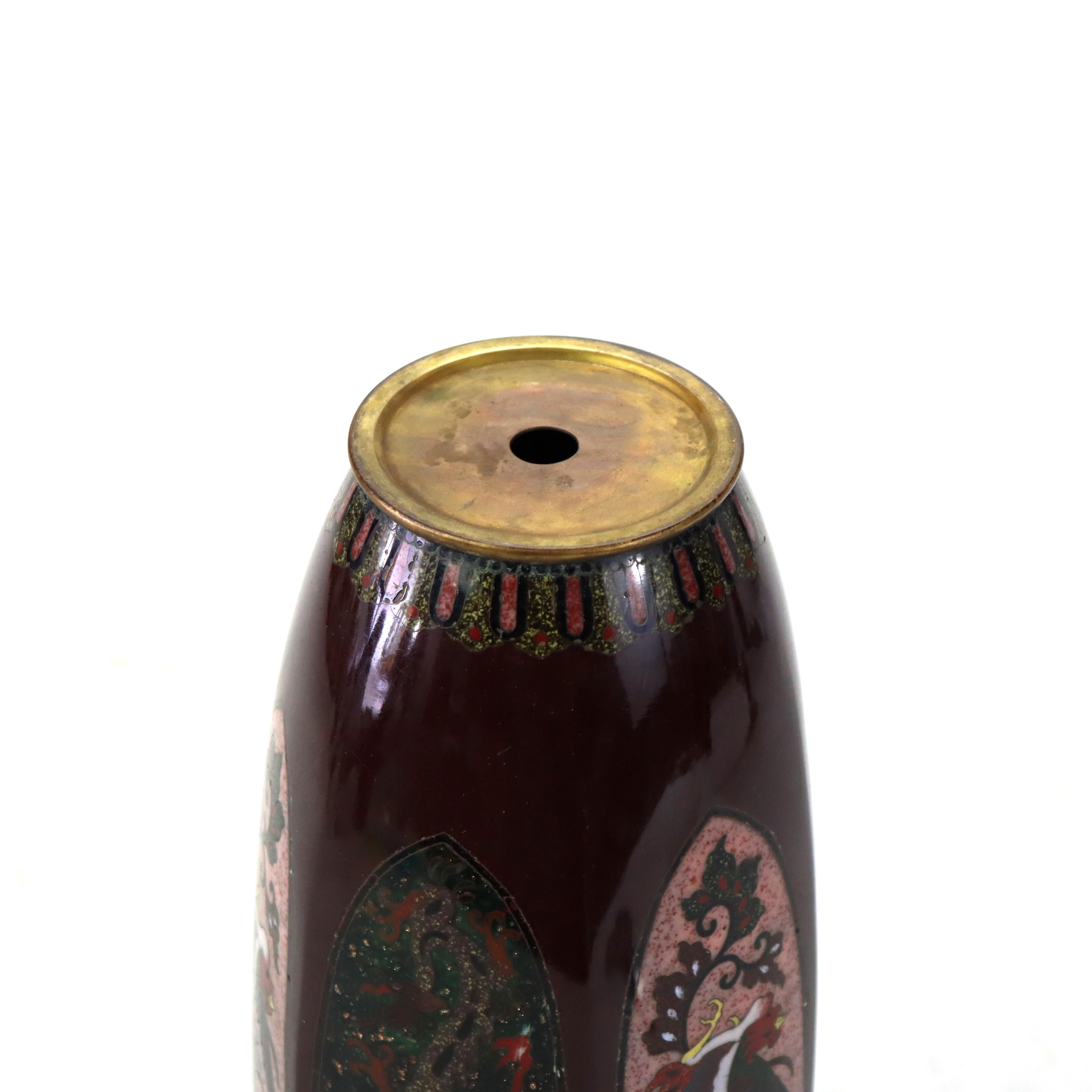 Jarrón antiguo de cloisonné con pájaro y decoración floral C1920 en venta 4