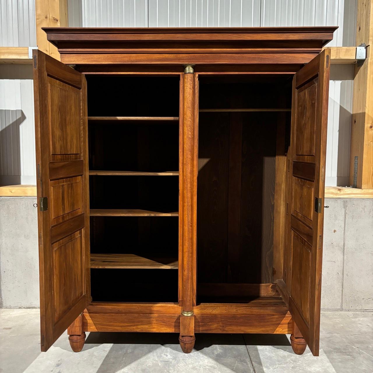 Antique closet  2e Empire around 1870  Noble walnut  Restored 9