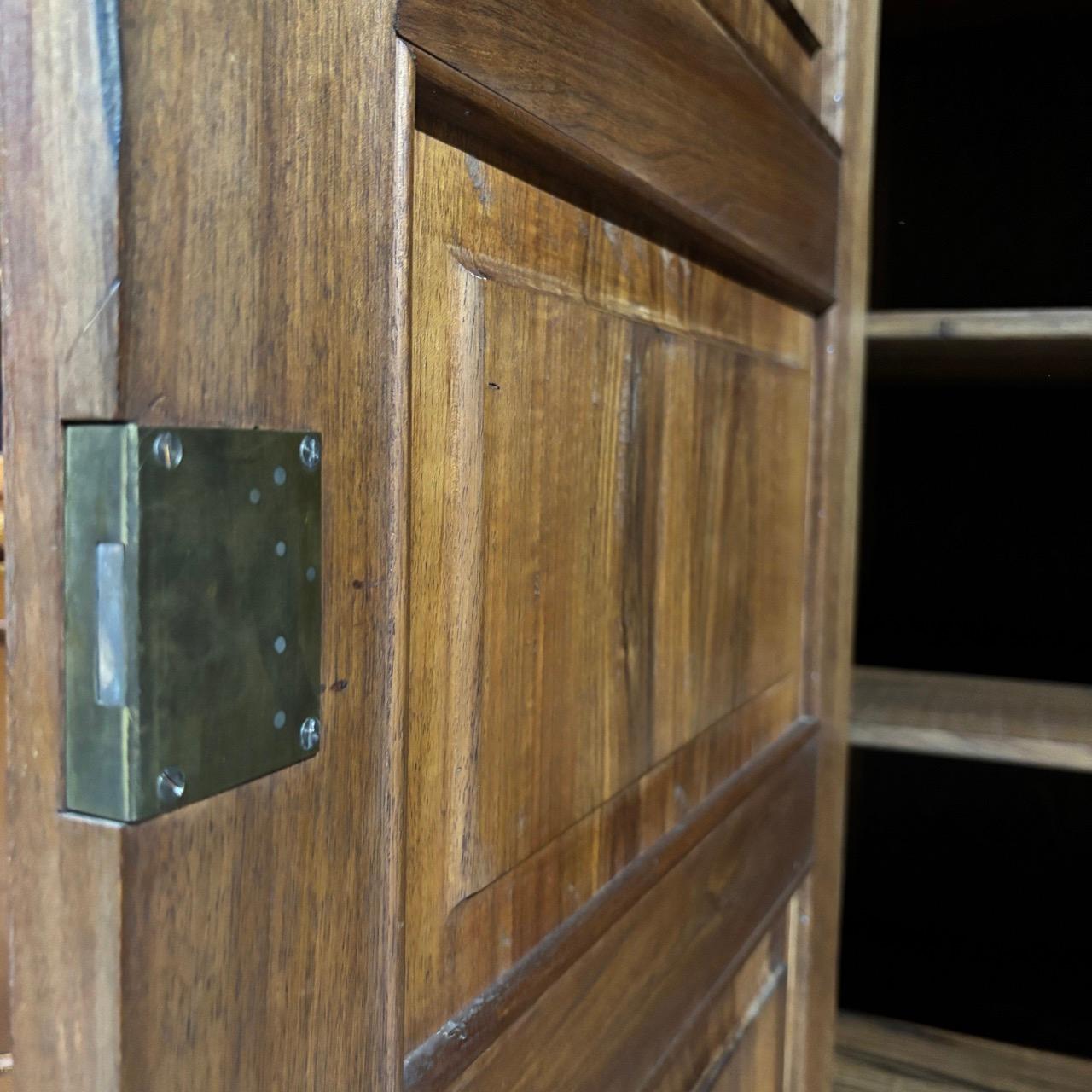 Antique closet  2e Empire around 1870  Noble walnut  Restored 10
