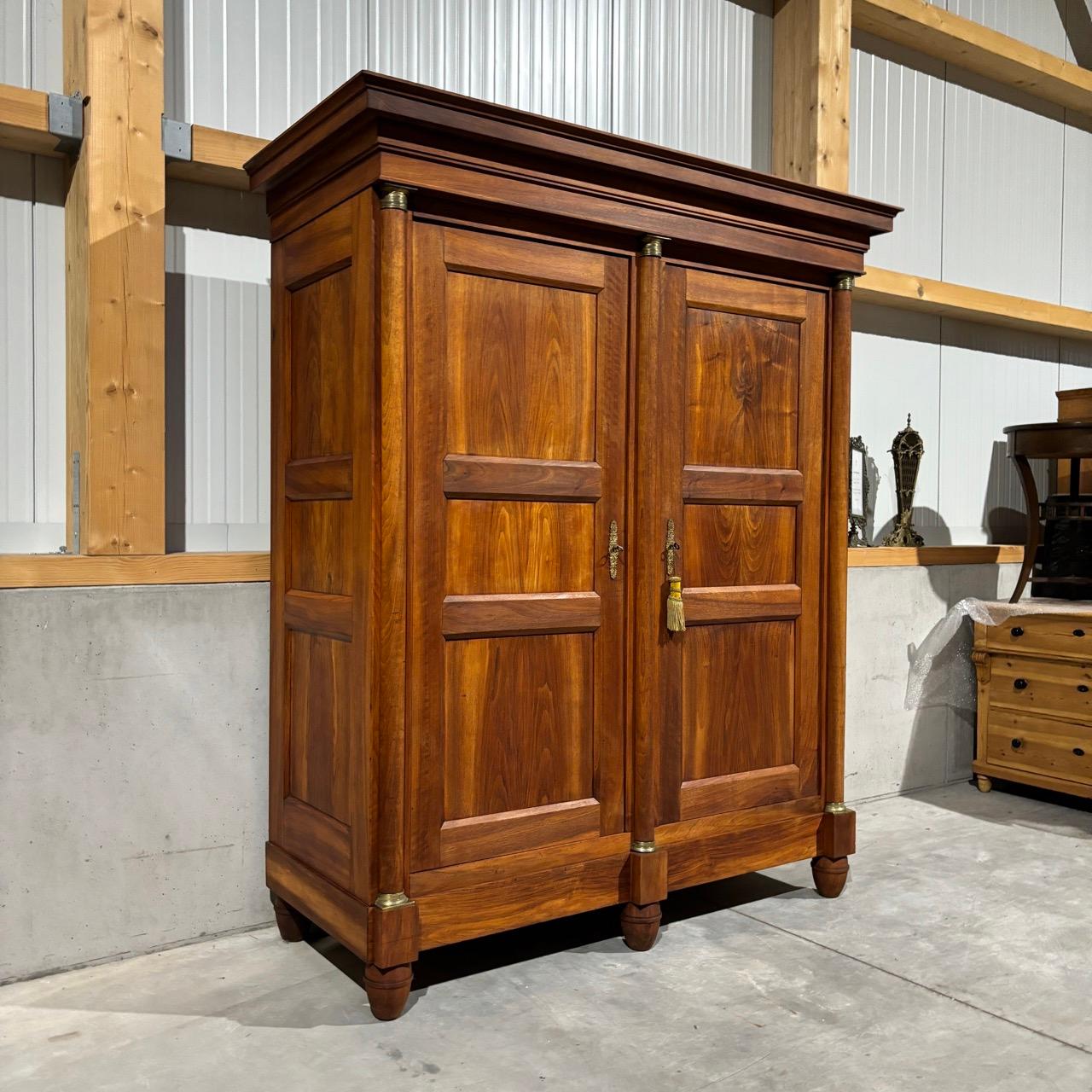 Empire Revival Antique closet  2e Empire around 1870  Noble walnut  Restored