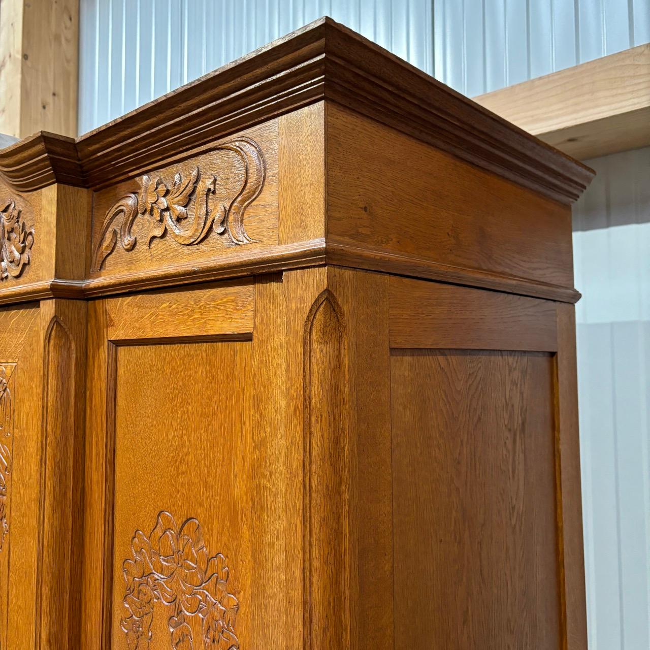 Antiker Schrank  Jugendstil um 1900  Ovaler Spiegel mit Facettenschliff 7