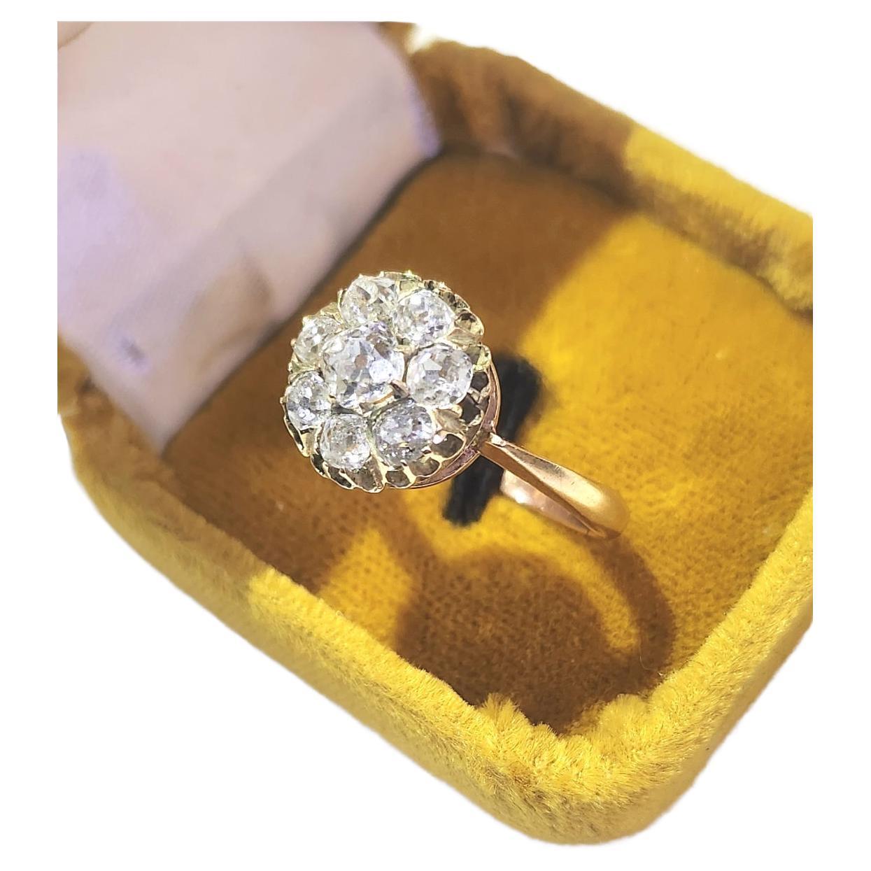 Bague de diamant russe ancienne, taillée à l'ancienne, en forme de grappe en vente