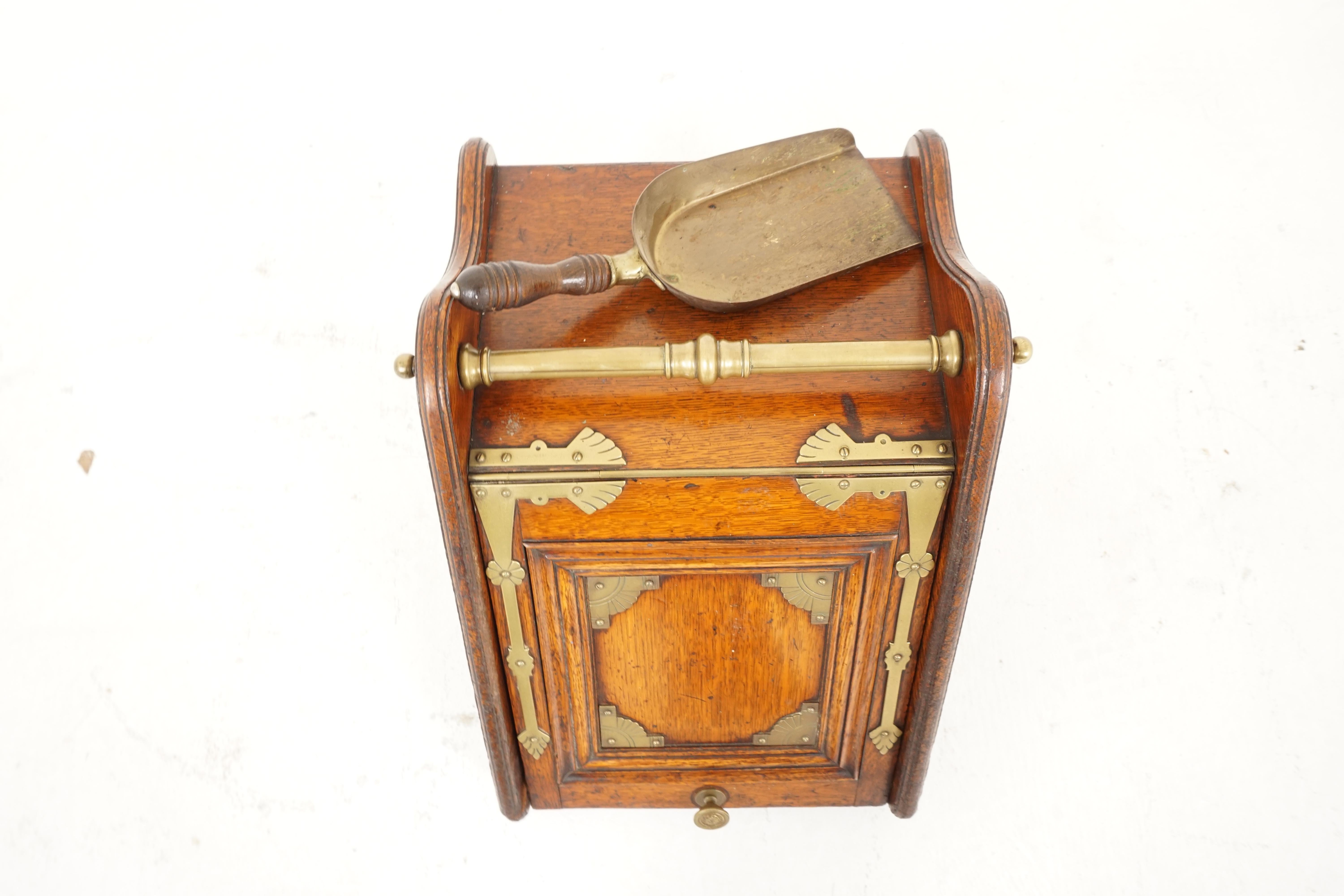 Scottish Antique Coal Box, Hod, Oak and Brass, Shovel, Metal Liner, Scotland, 1890, H139 For Sale