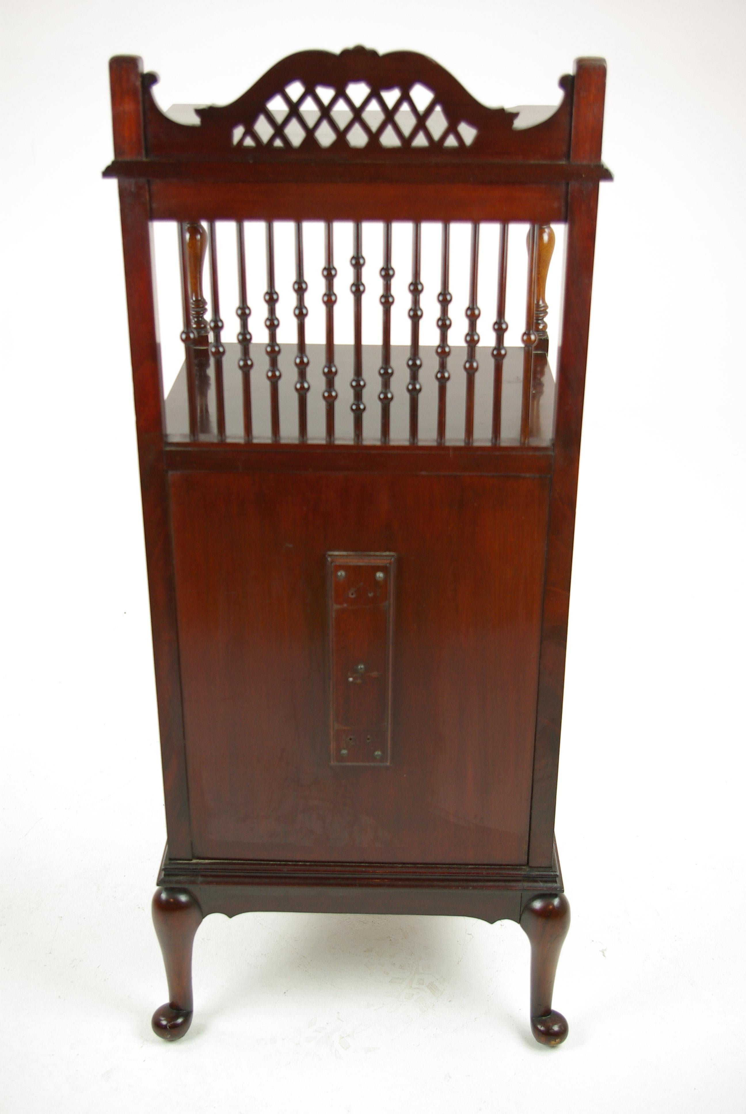 Antique Coal Hod, Lamp Table, Walnut, Scotland 1880, Antique Furniture, H031 In Good Condition For Sale In Vancouver, BC