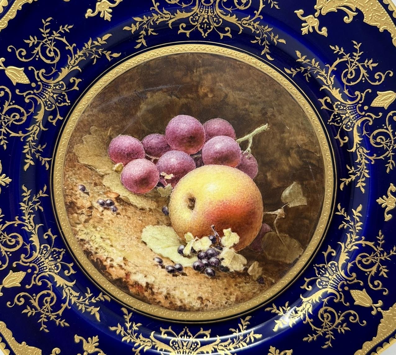 Antique Coalport Cabinet Plates Hand Painted Frederick Chivers Still Life 1910 In Good Condition For Sale In Dublin, Ireland