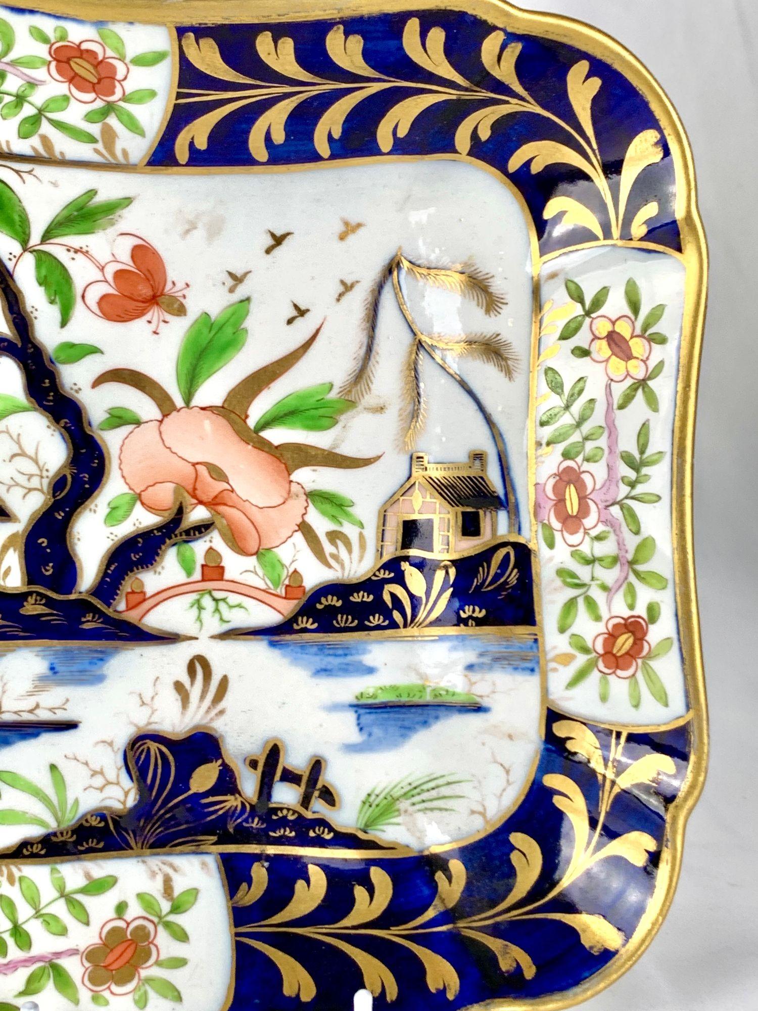 Antike Coalport Porcelain Schale Hand gemalt Imari Dekoration England c.1820 (19. Jahrhundert) im Angebot