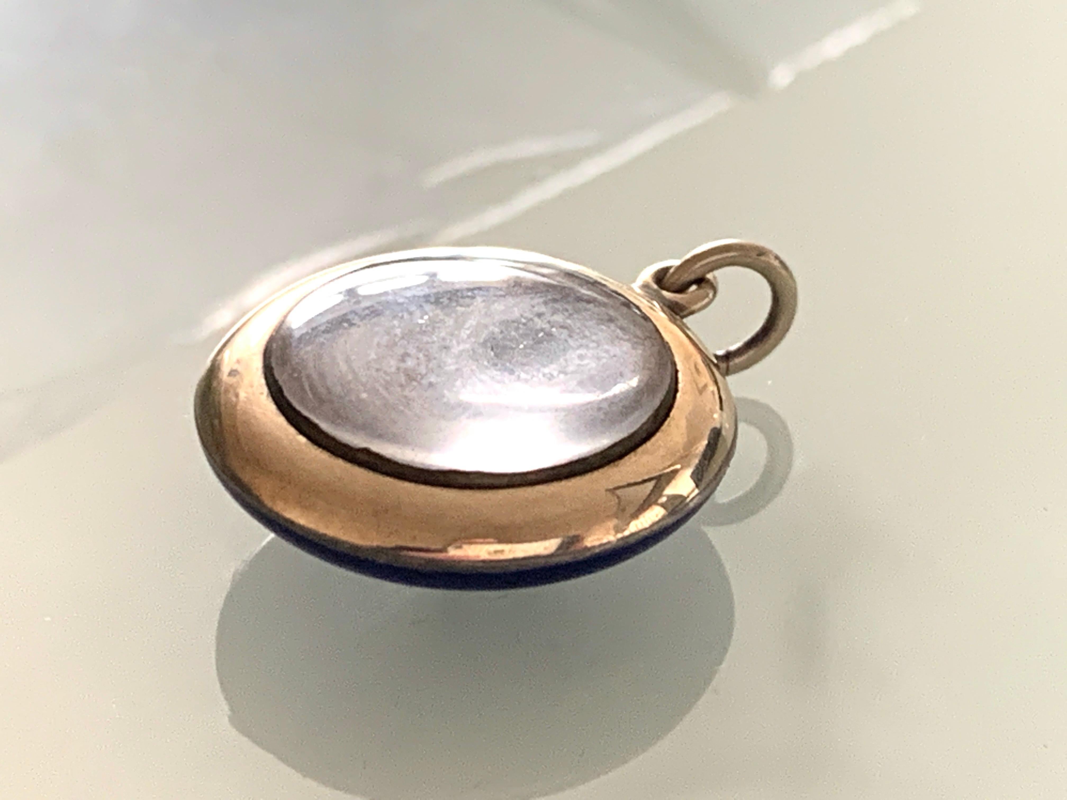 Donna Antico medaglione in oro 9ct e smalto blu cobalto in vendita