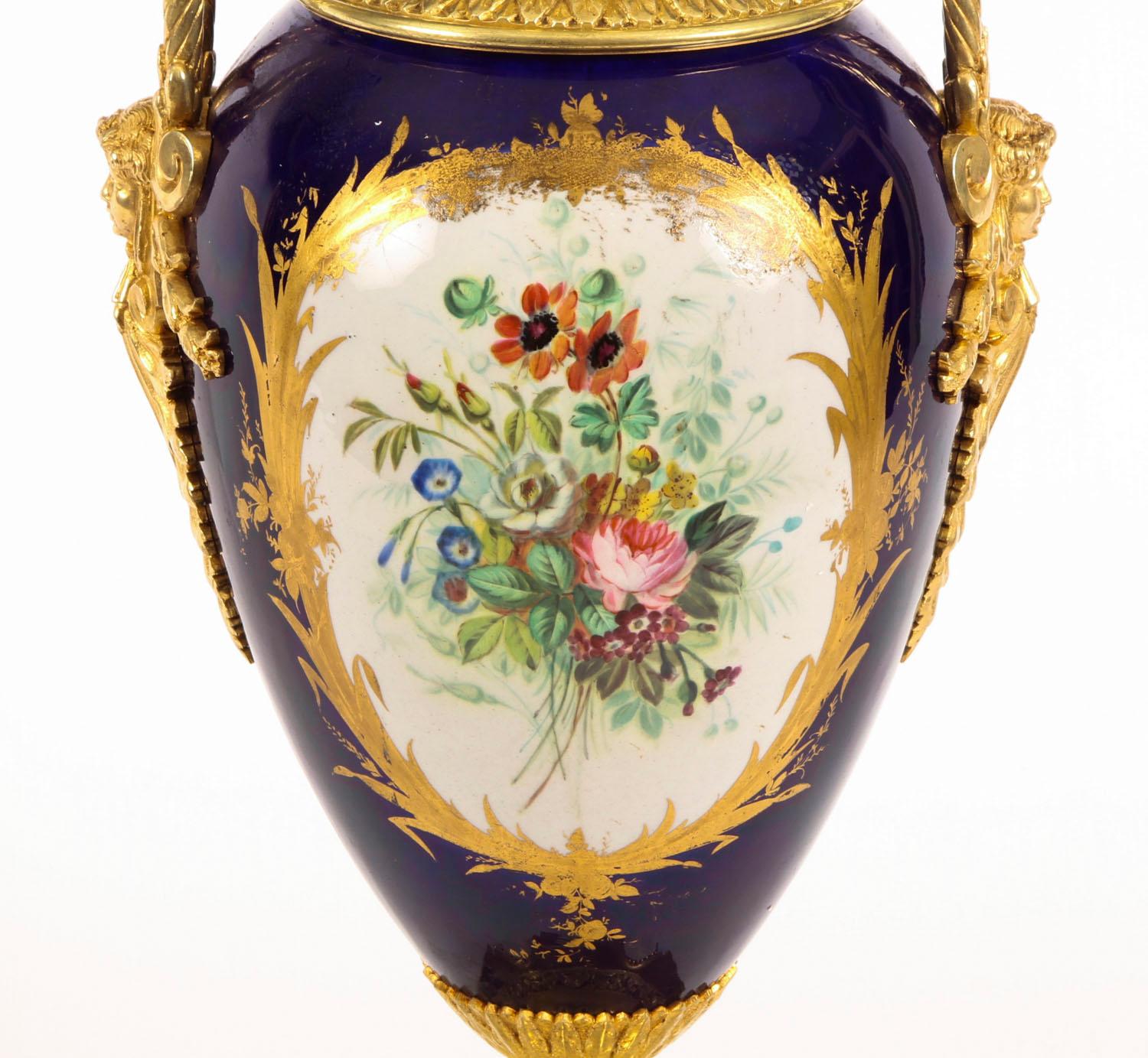 French Antique Cobalt Blue Sevres Porcelain Ormolu Table Lamp, 19th Century For Sale