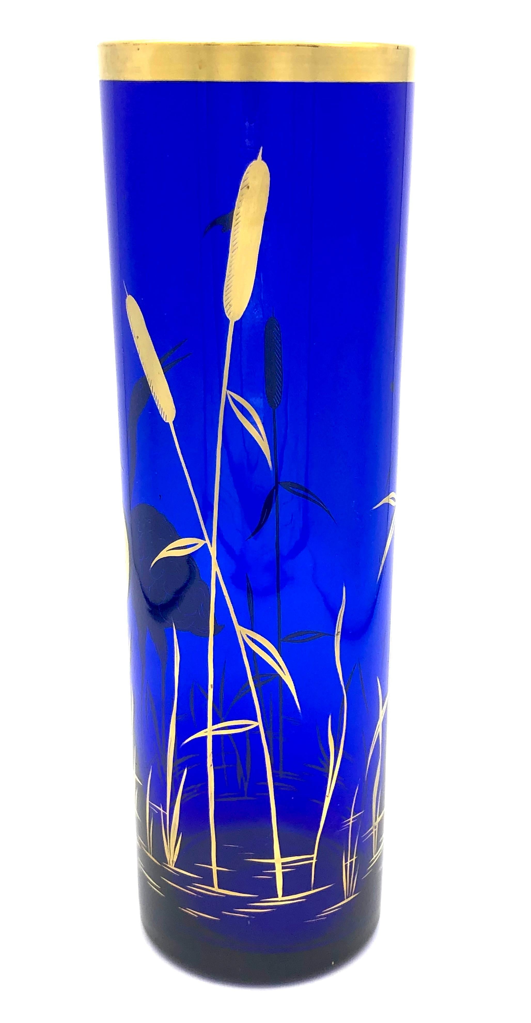 vase bleu ancien