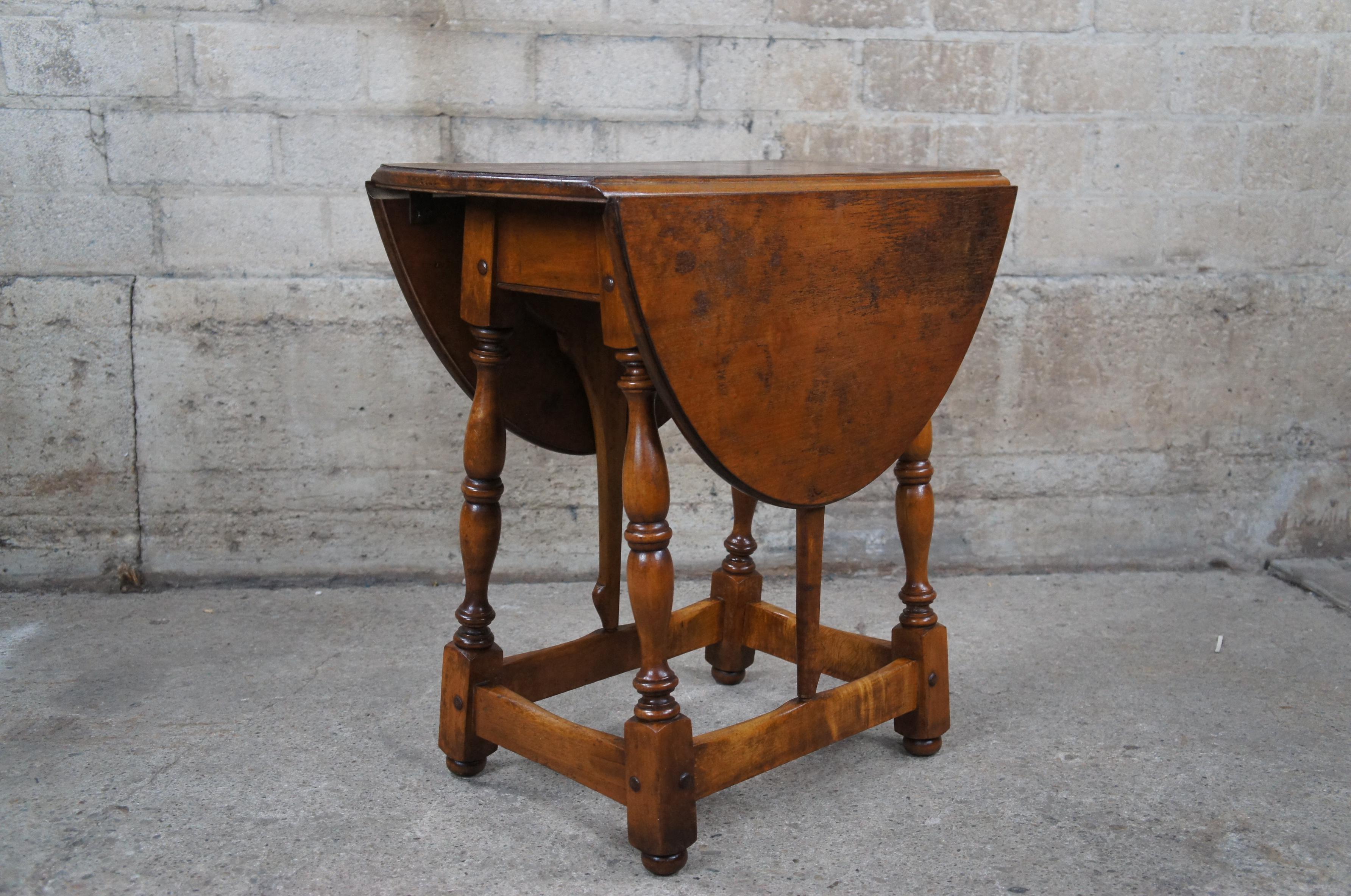 Antique Cochran Chair Co. William & Mary Style Maple Drop Leaf Joint End Table 5