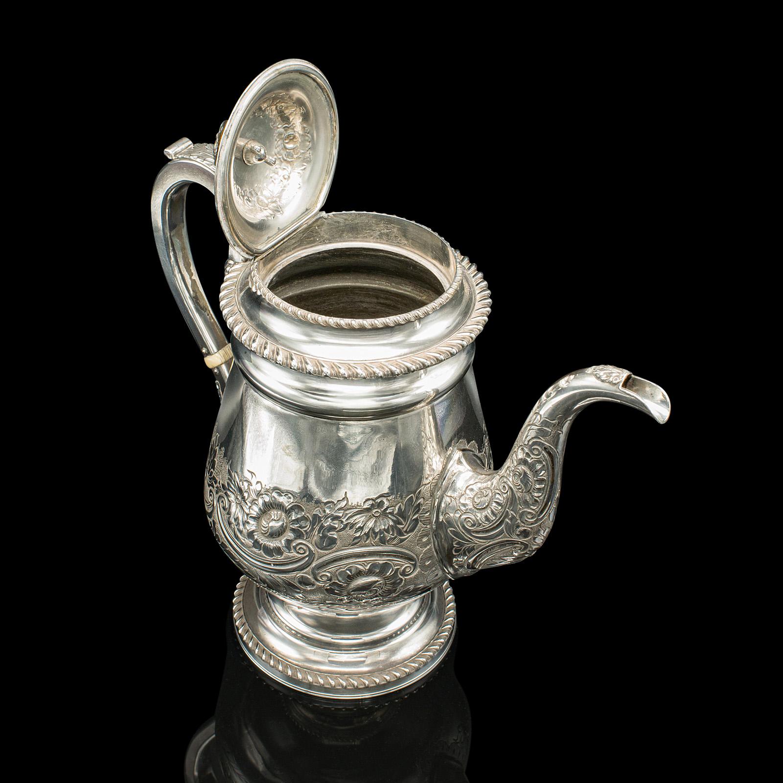 Cafetera Antigua, Inglesa, Sheffield Antiguo, Plato de Plata, Tetera, Regencia en venta 1