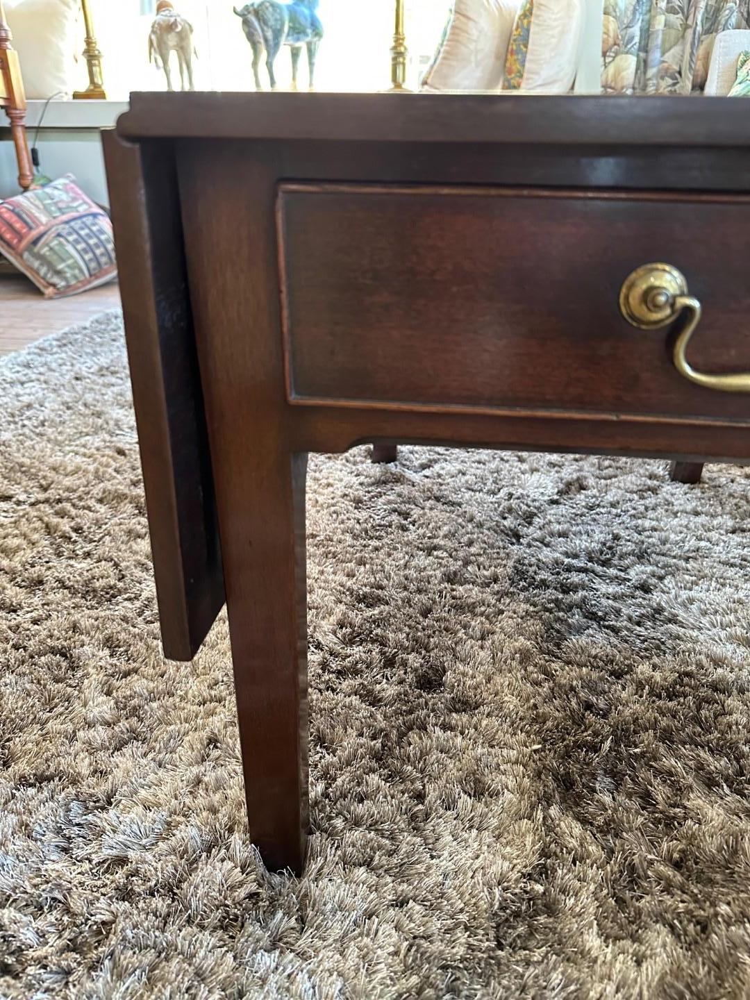Walnut Antique coffee table For Sale