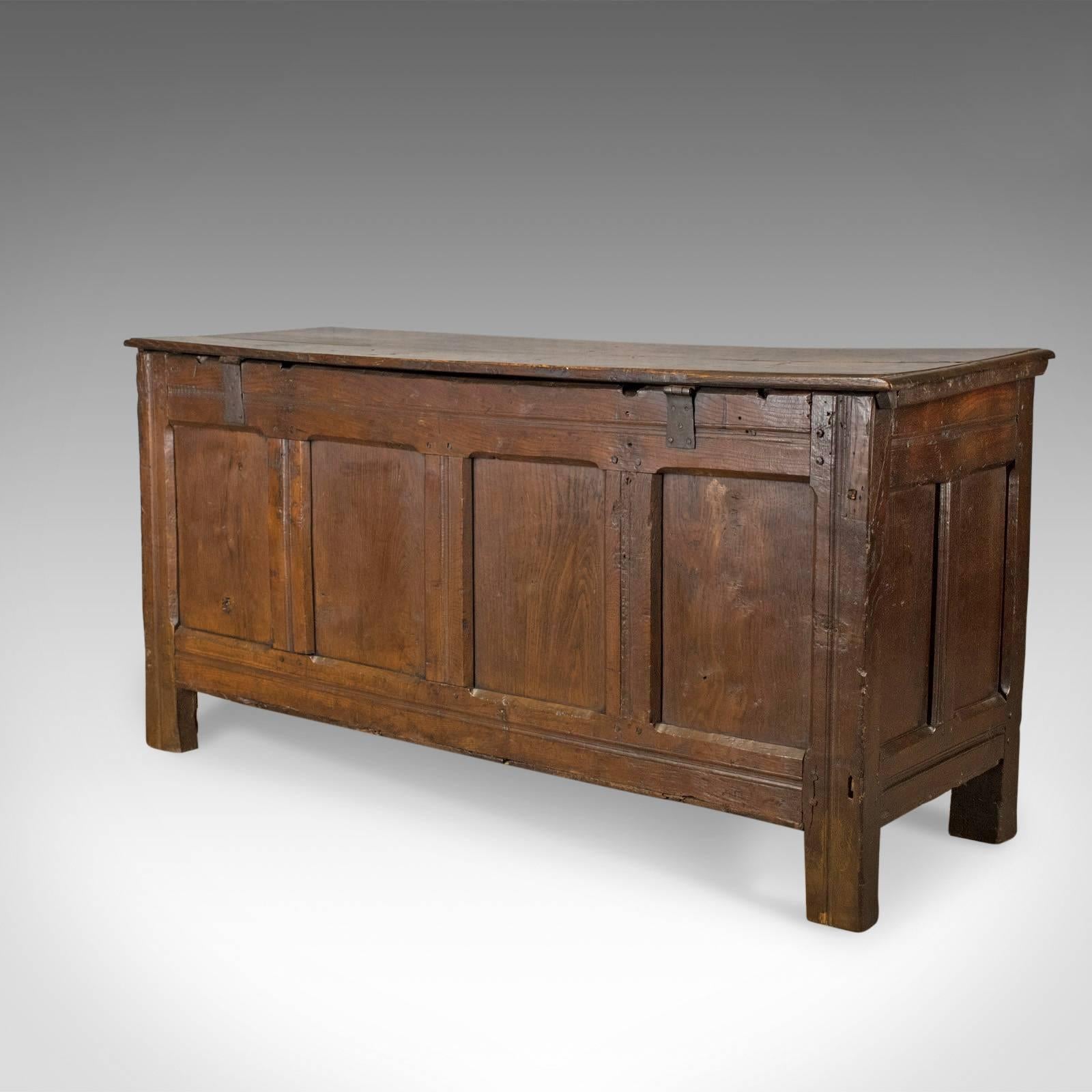 Antique Coffer, Large, English Oak, Joined Chest, Charles II Trunk, circa 1680  In Good Condition In Hele, Devon, GB