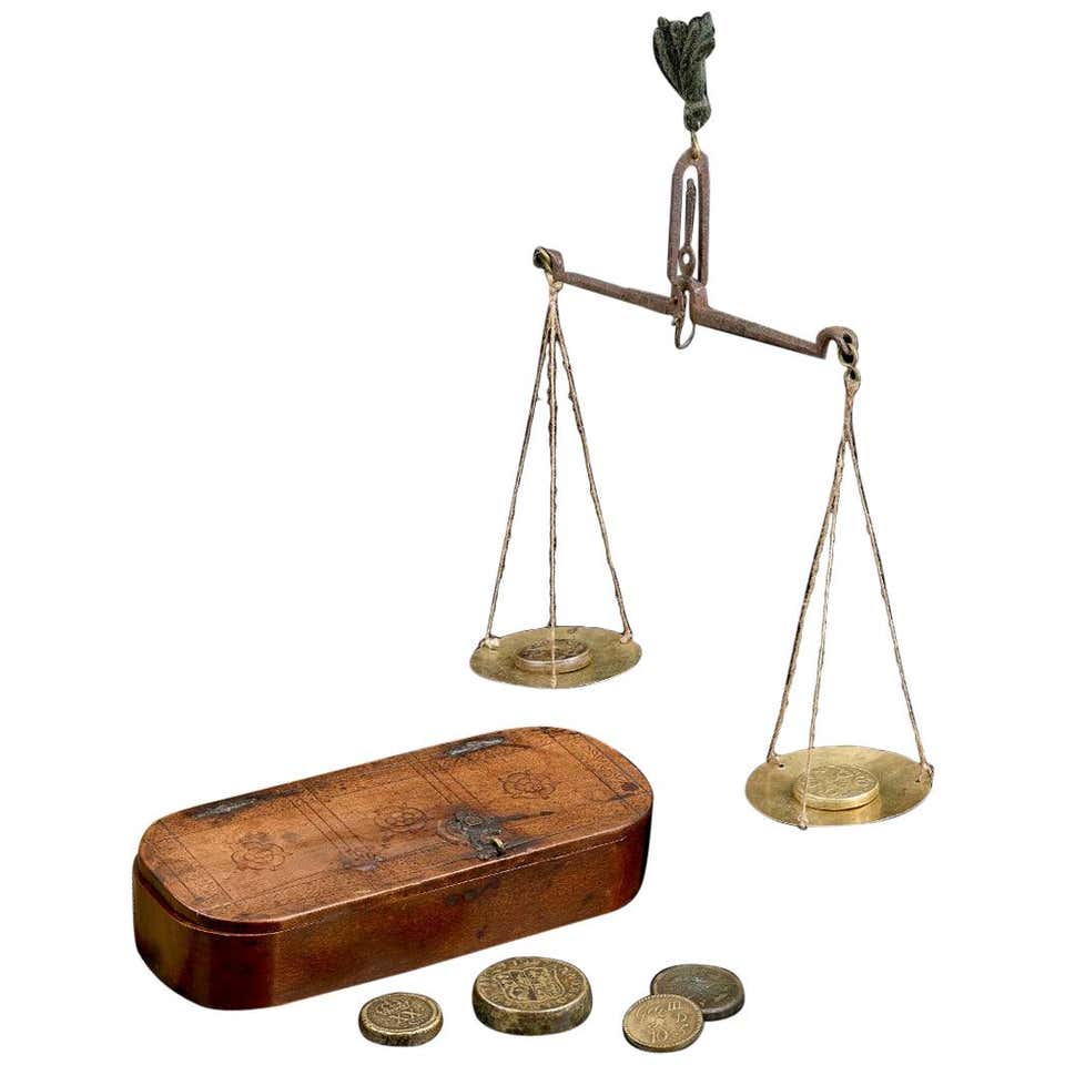 Antique Coin Scales, 17th Century For Sale at 1stDibs