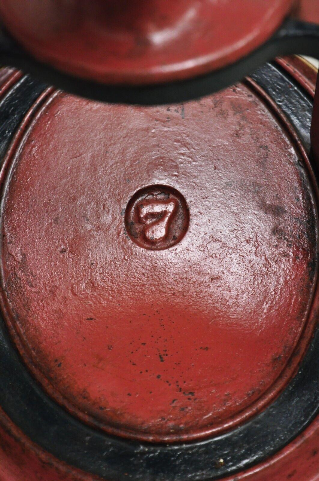 Antiker viktorianischer großer Couchtisch aus Gusseisen in Rot und Grün von Coles Mfg Co im Angebot 2