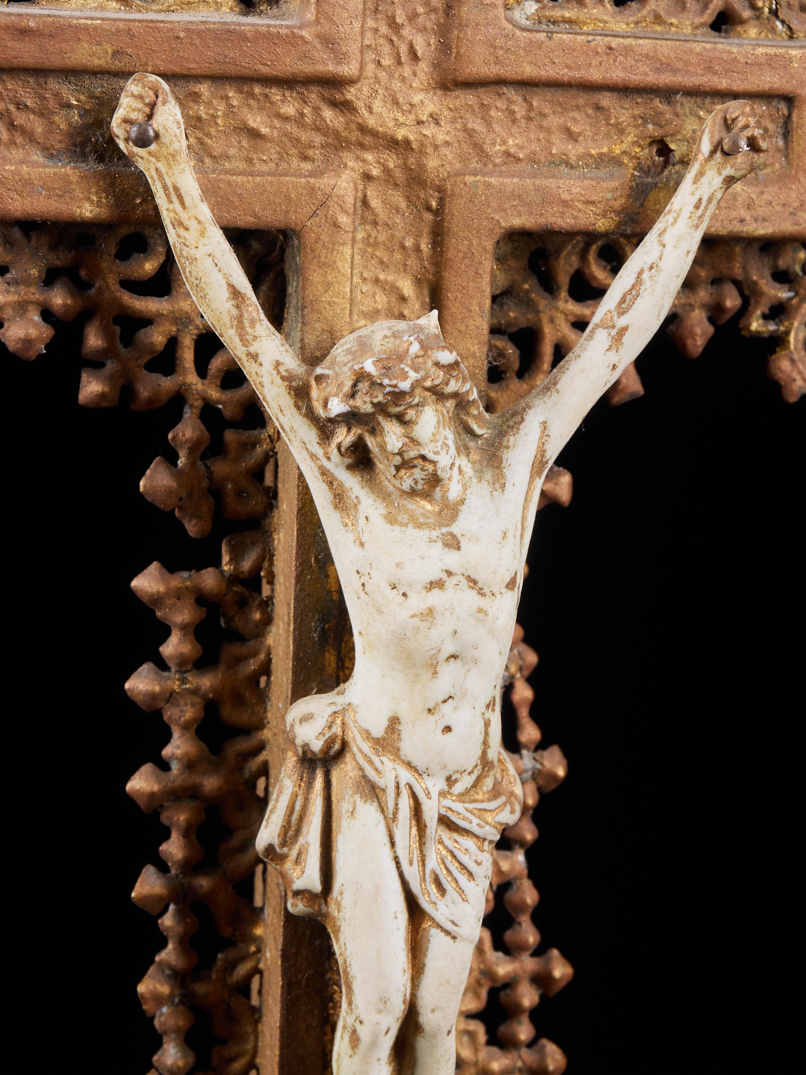Antique Collectable Christ on the Cross Made of Resin 2