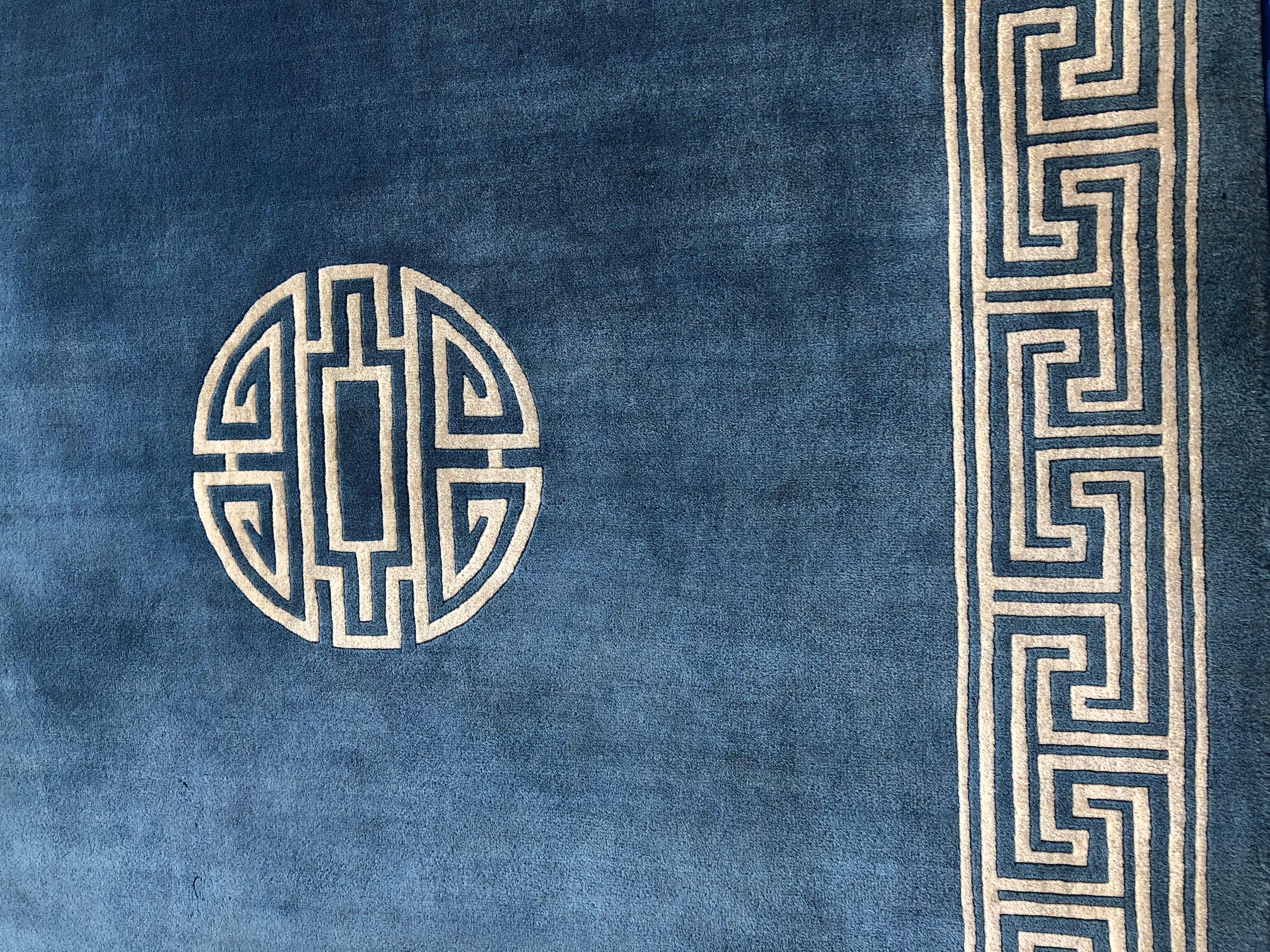 Atemberaubende Blau und Beige Antike Sammler Ningxia oder Ningshia Seide Bereich Teppich (Wolle) im Angebot
