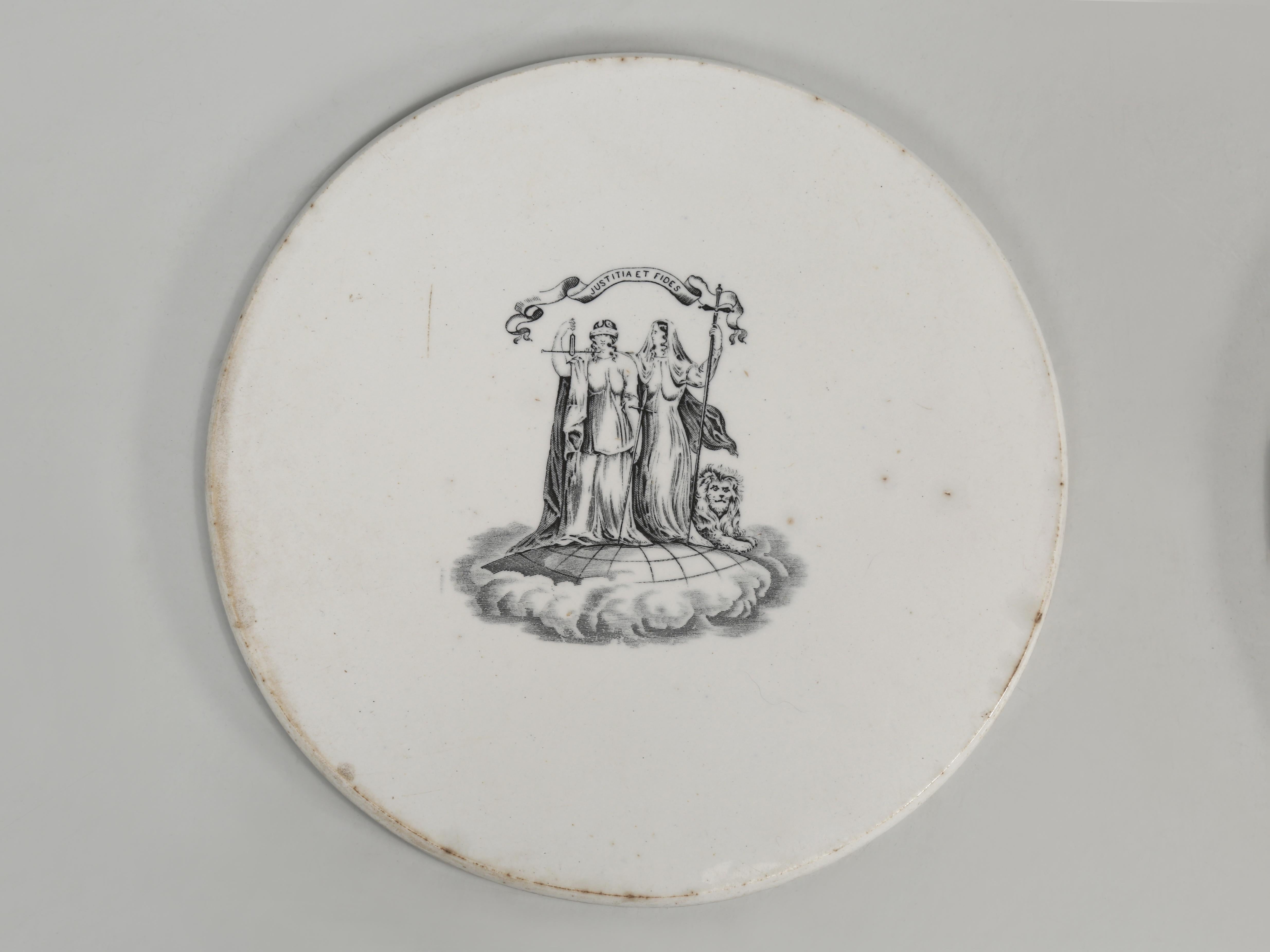 Colección Antigua de Platos de Escala Publicitaria de Ironstone 