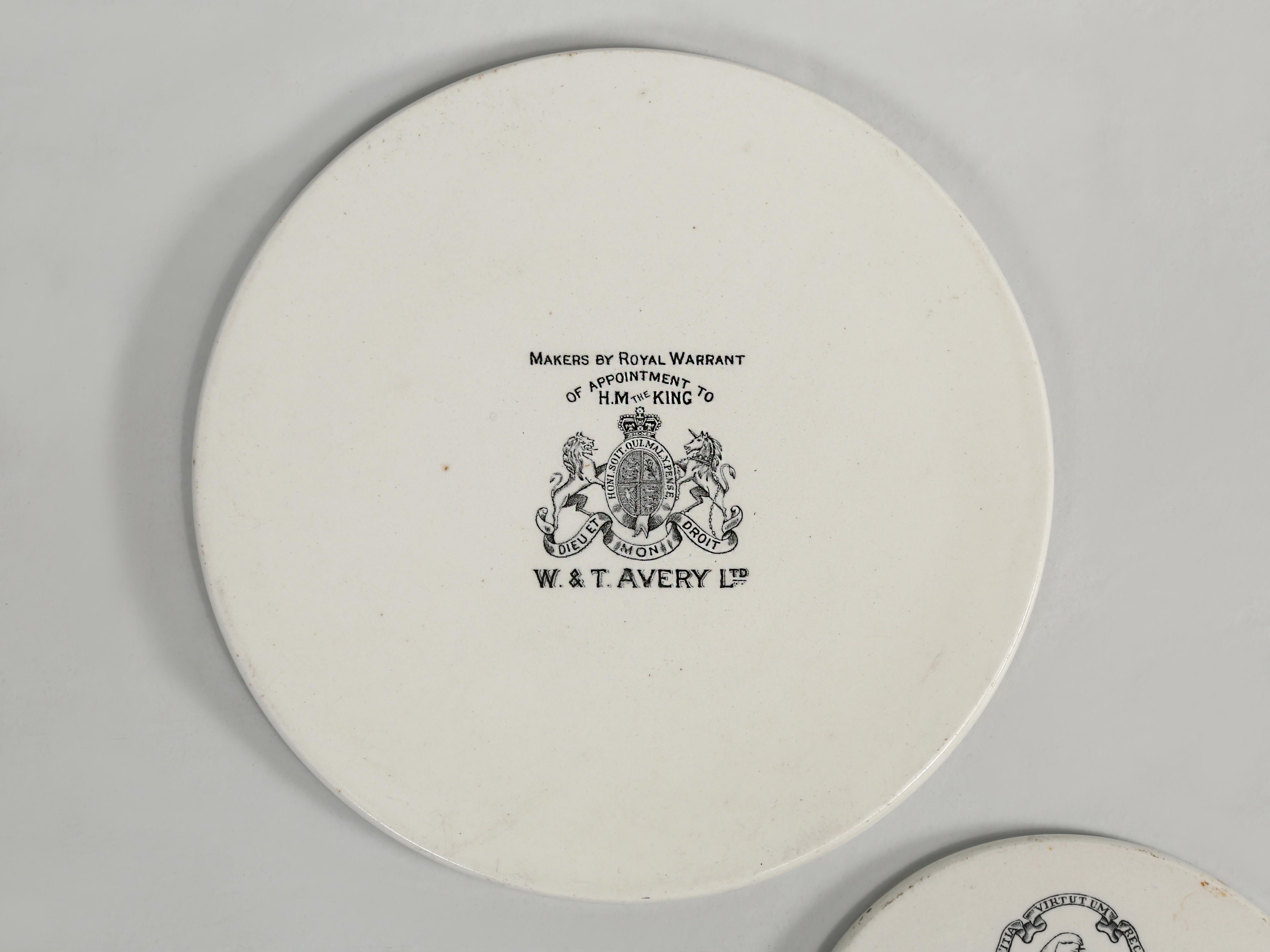 Colección Antigua de Platos de Escala Publicitaria de Ironstone 