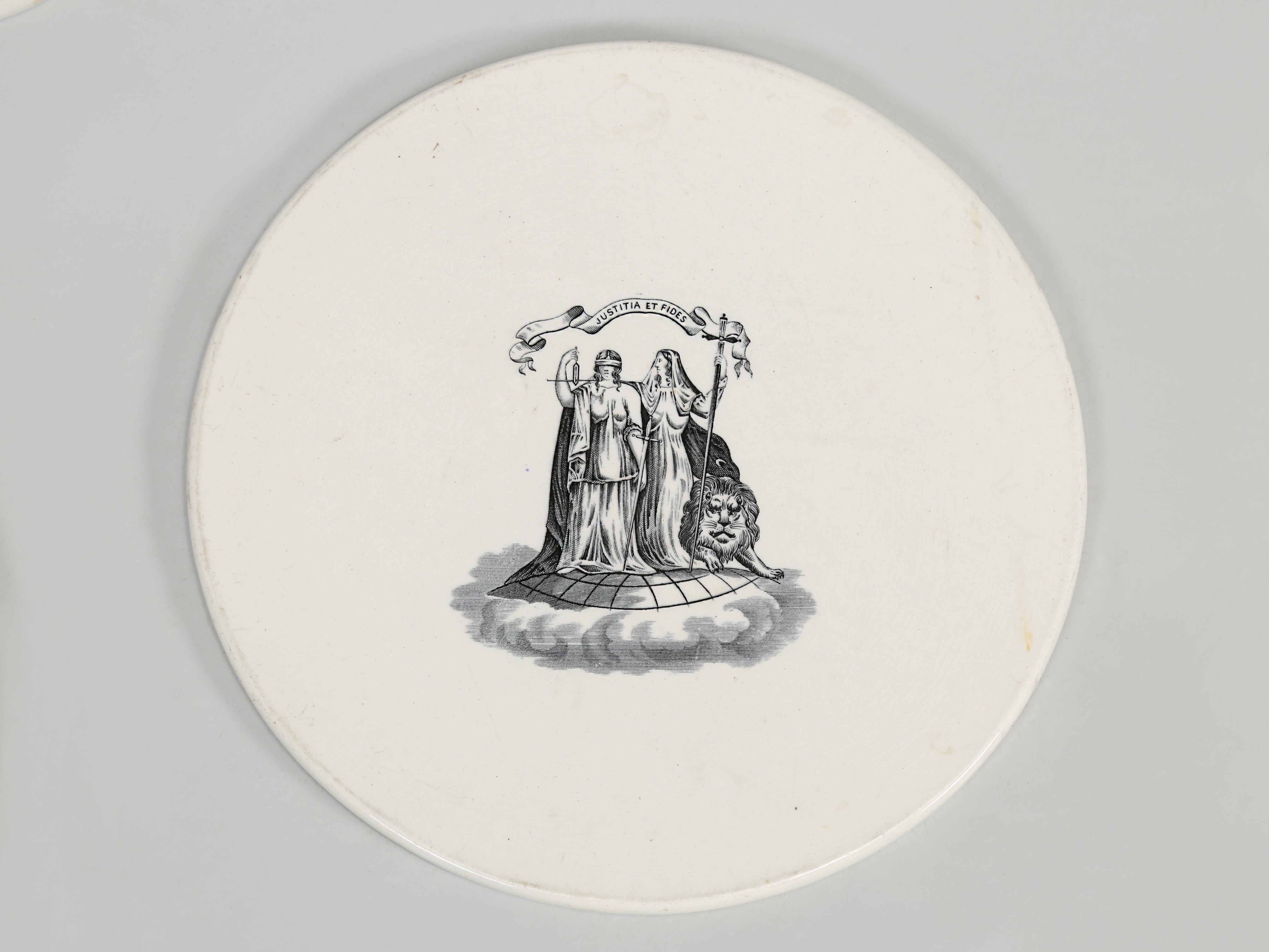 Colección Antigua de Platos de Escala Publicitaria de Ironstone 