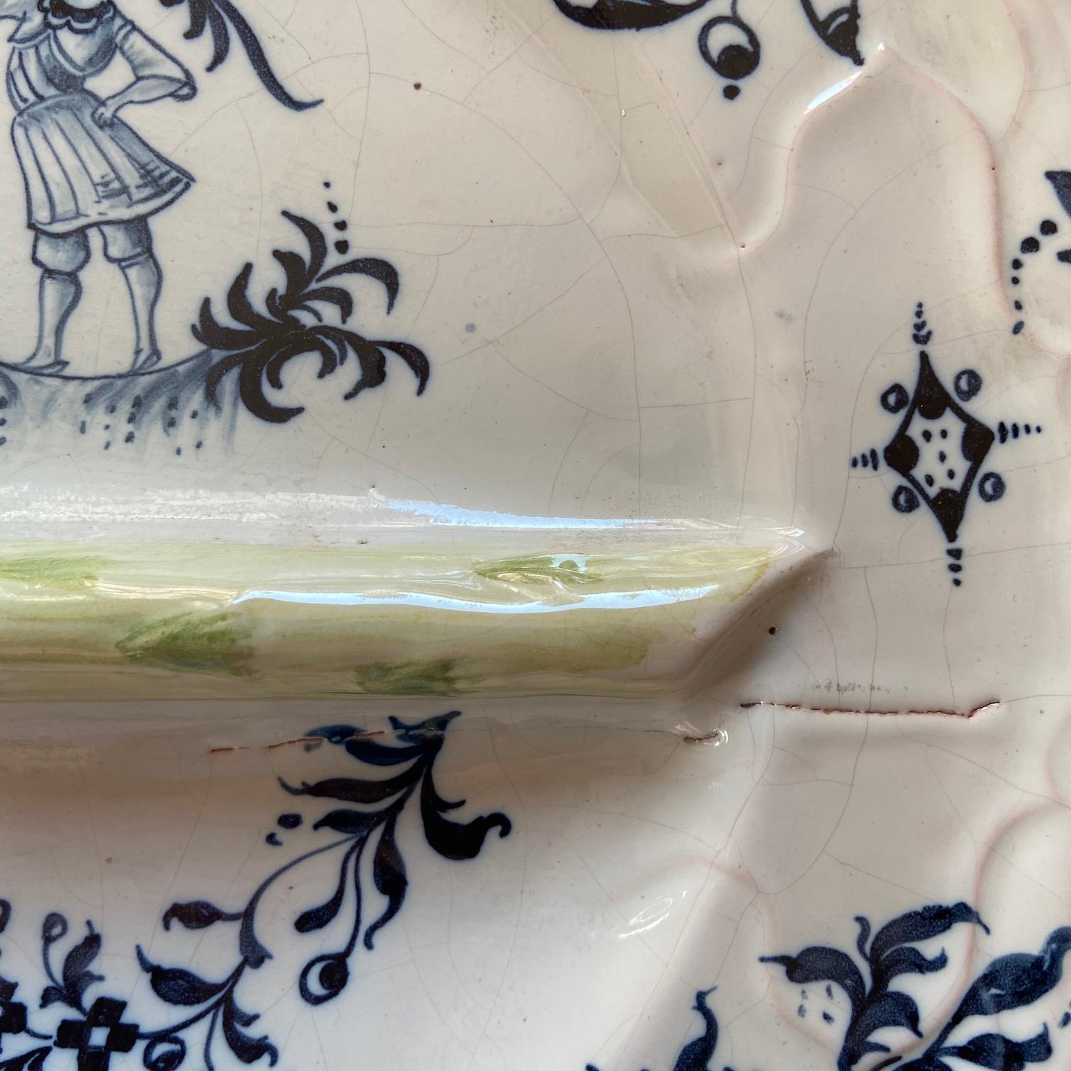 Coleccionista de antigüedades Emile Gallé  Plato de espárragos Glaseado en venta