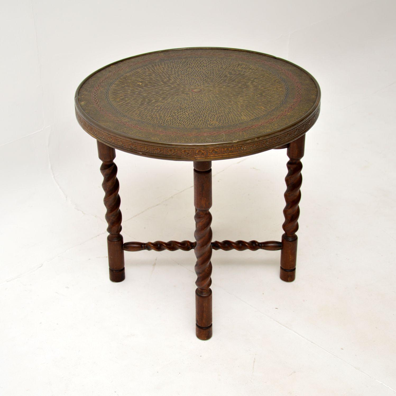 Colonial britannique Ancienne table basse pliante Coloni Barley Twist