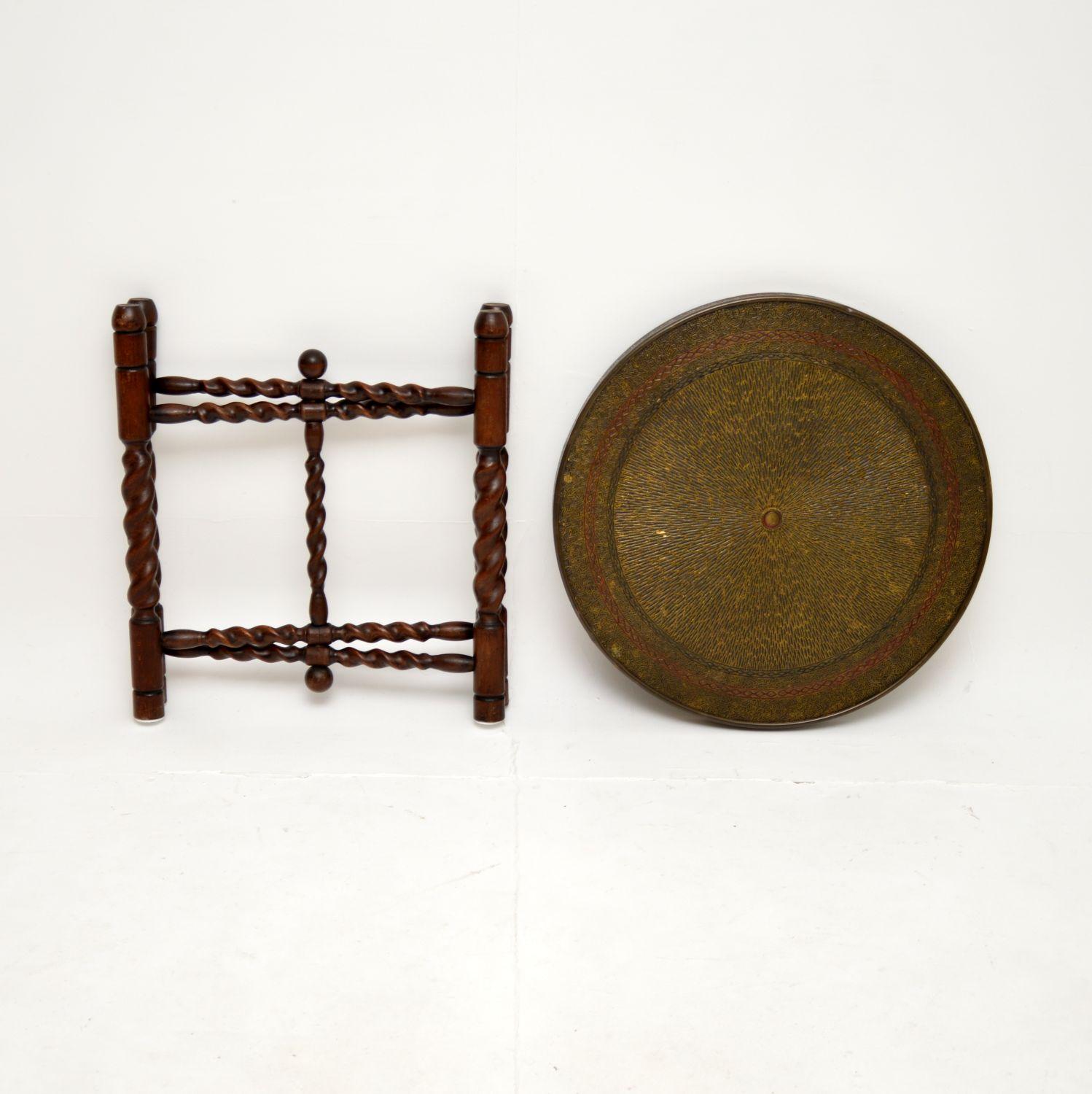 Indien Ancienne table basse pliante Coloni Barley Twist