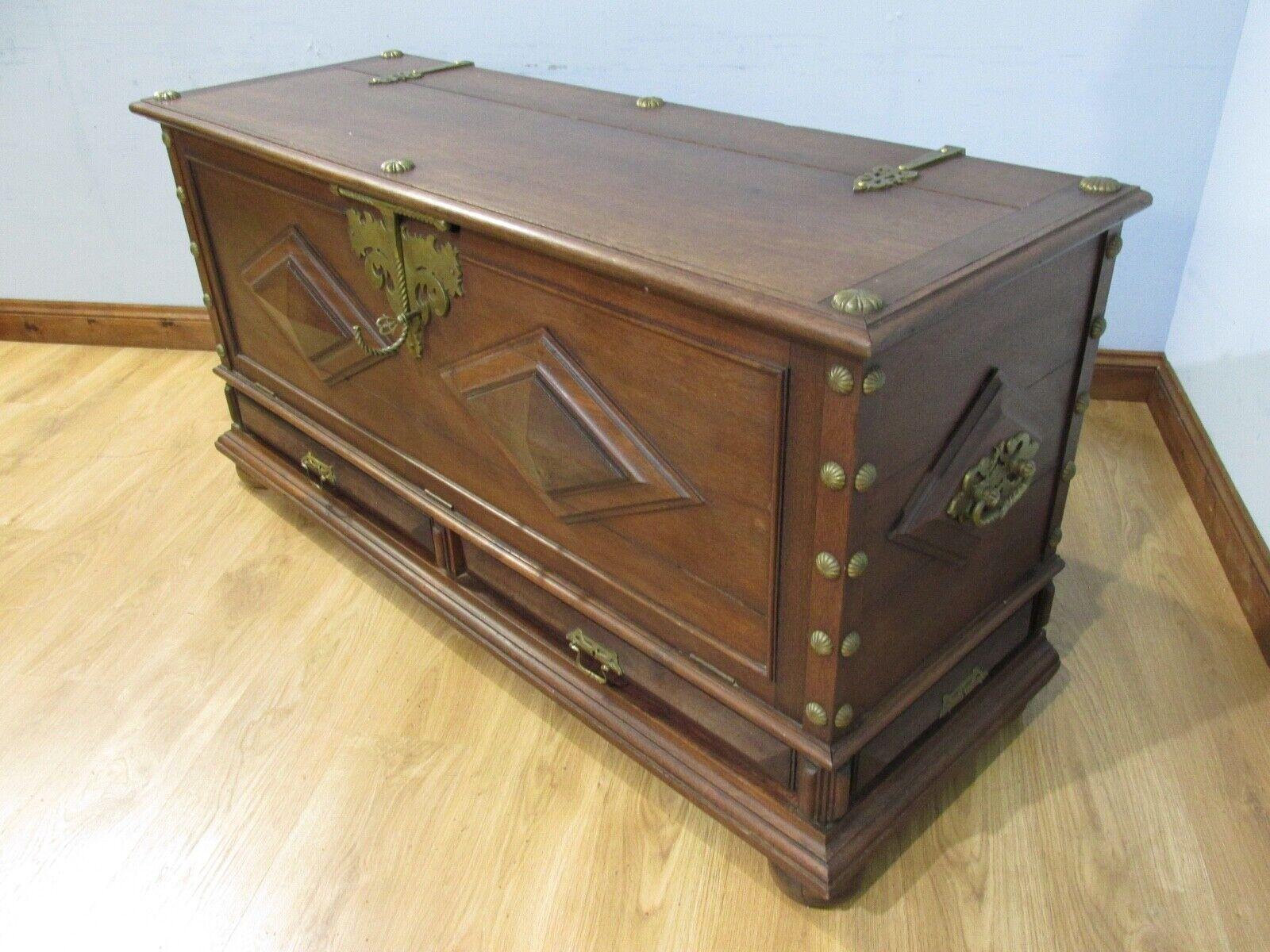 Antique Colonial Coffer Trunk Padauk Cabinet 19th Century For Sale 6