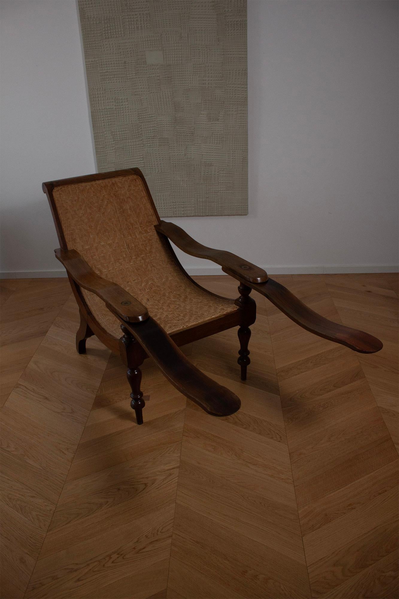 Fait main Antique Coloni Plantation Woven Lounge Chair Curved Paddle Armrest (accoudoir à palette incurvée)