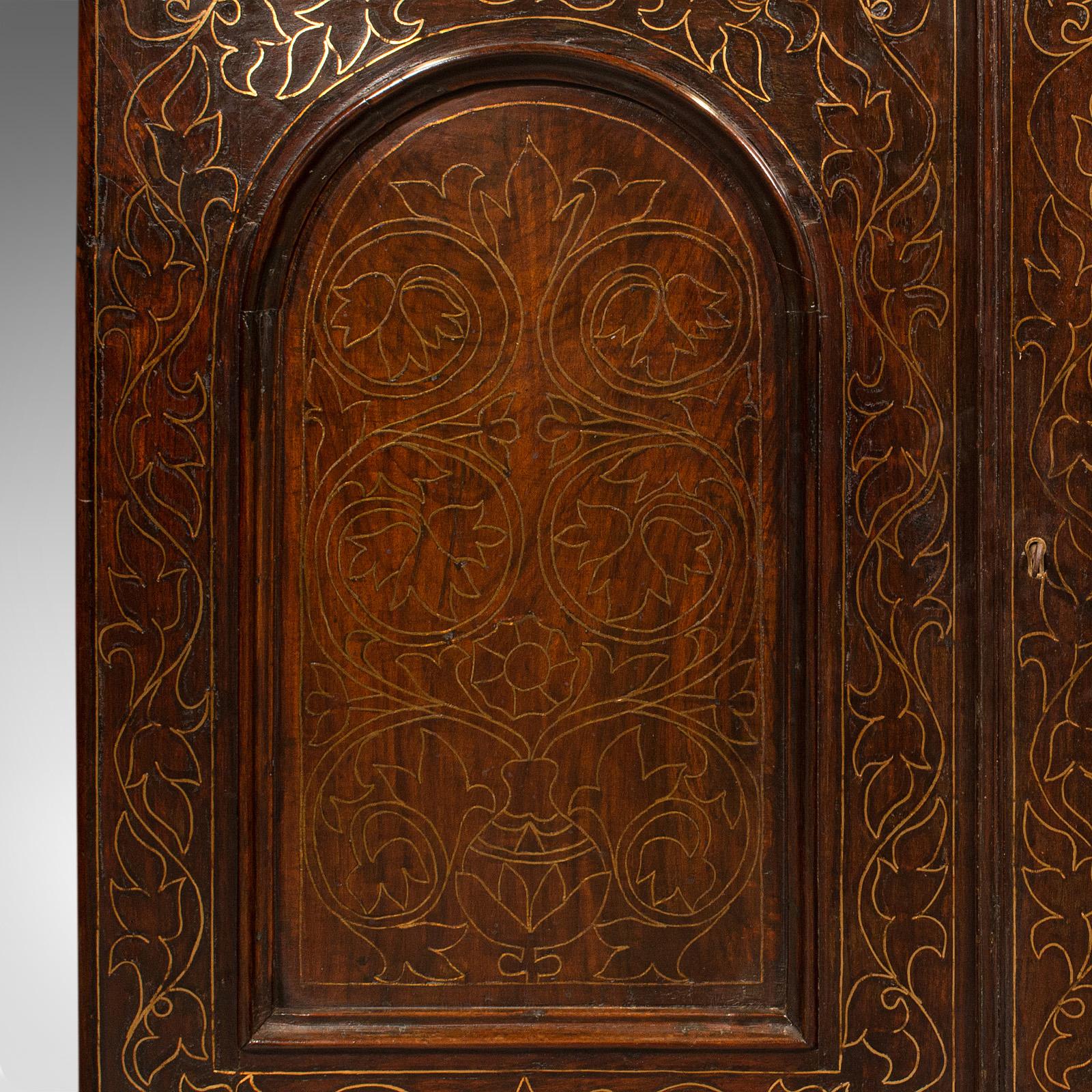 Ancienne armoire d'appoint coloniale, Anglo-indienne, Boissons, Armoire d'entrée, William IV en vente 4