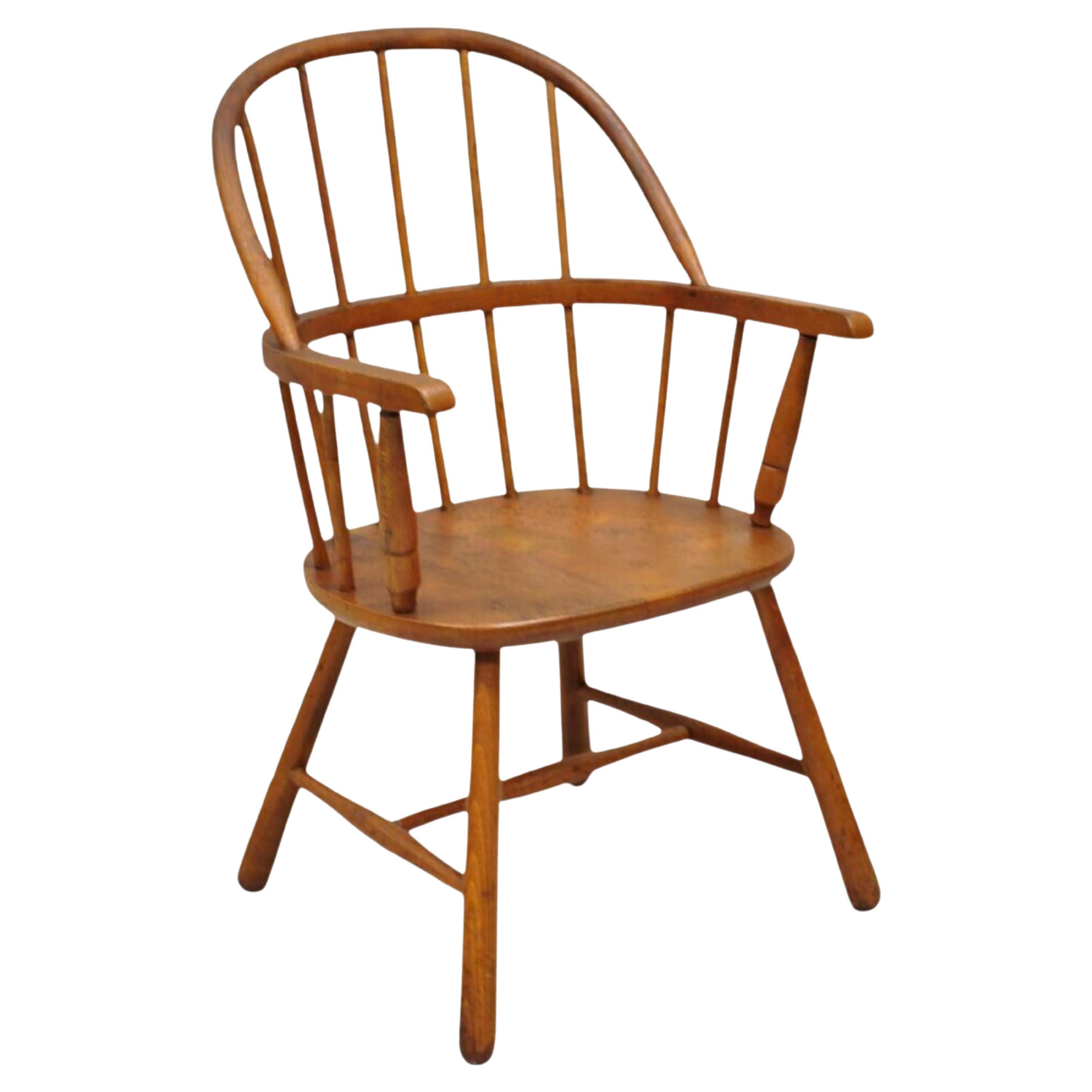Antique Colonial Style Bentwood Maple Small Child's Windsor Arm Chair For Sale