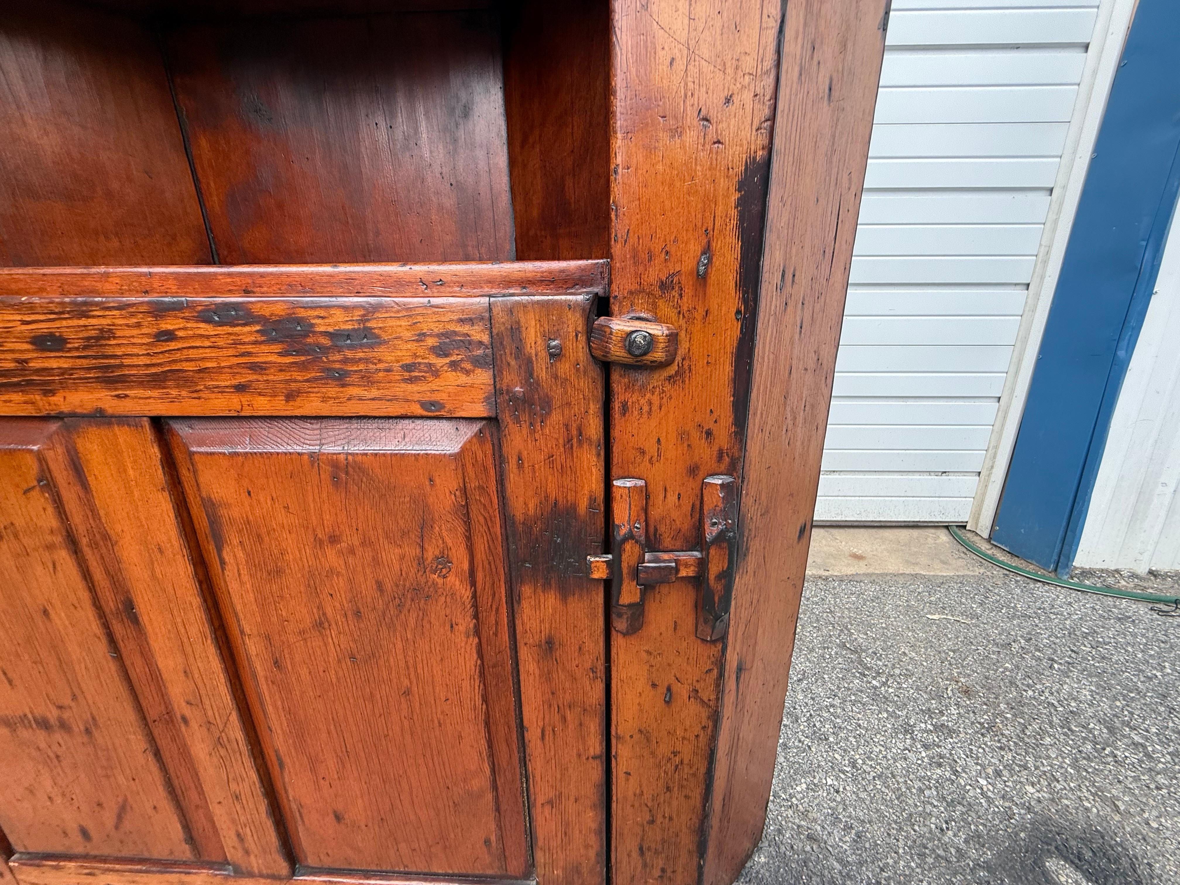 American Antique Colonial Wormwood Pine Corner Cabinet Circa Early 1800's For Sale
