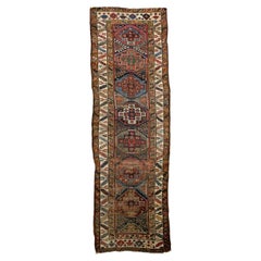 Tapis de course antique Color Masterclass Tribal Runner Rug, circa 1920-30's