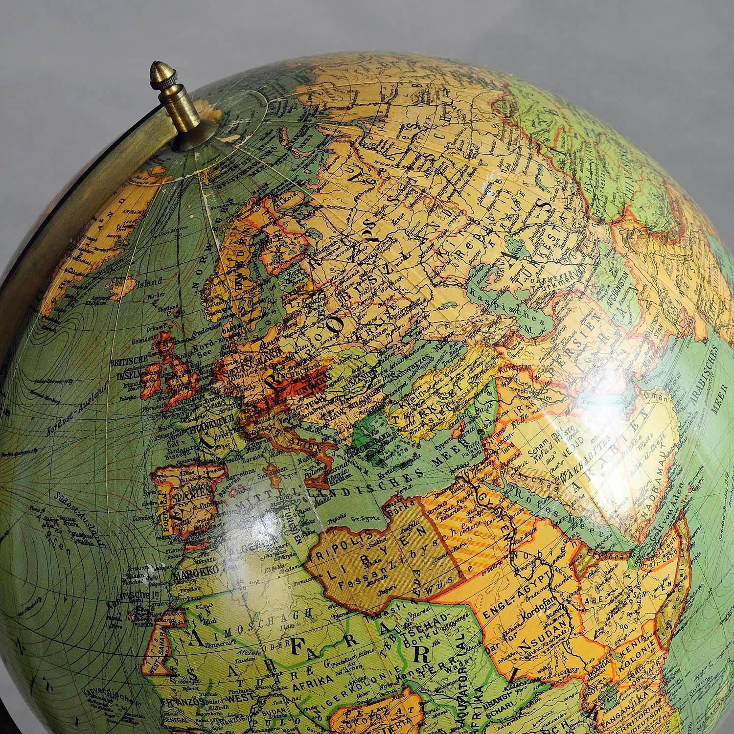 Antique Colorful Earth Globe Published by Wegweiser, circa 1930 In Good Condition In Berghuelen, DE