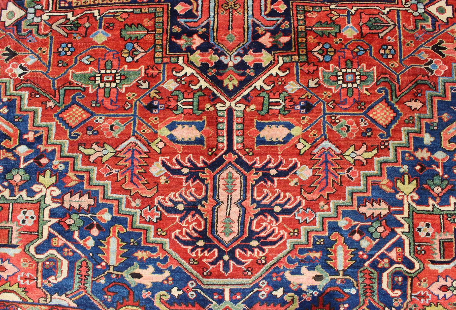 Colorful Antique Persian Heriz-Serapi With Geometric Medallion Design For Sale 4