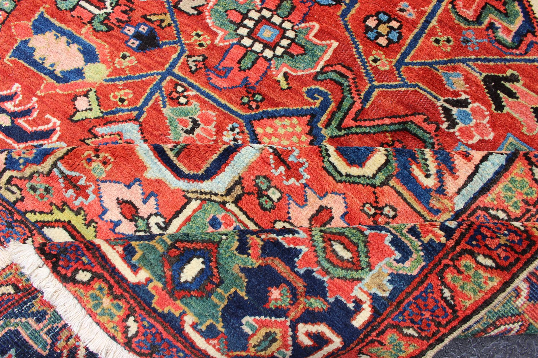 Colorful Antique Persian Heriz-Serapi With Geometric Medallion Design For Sale 5