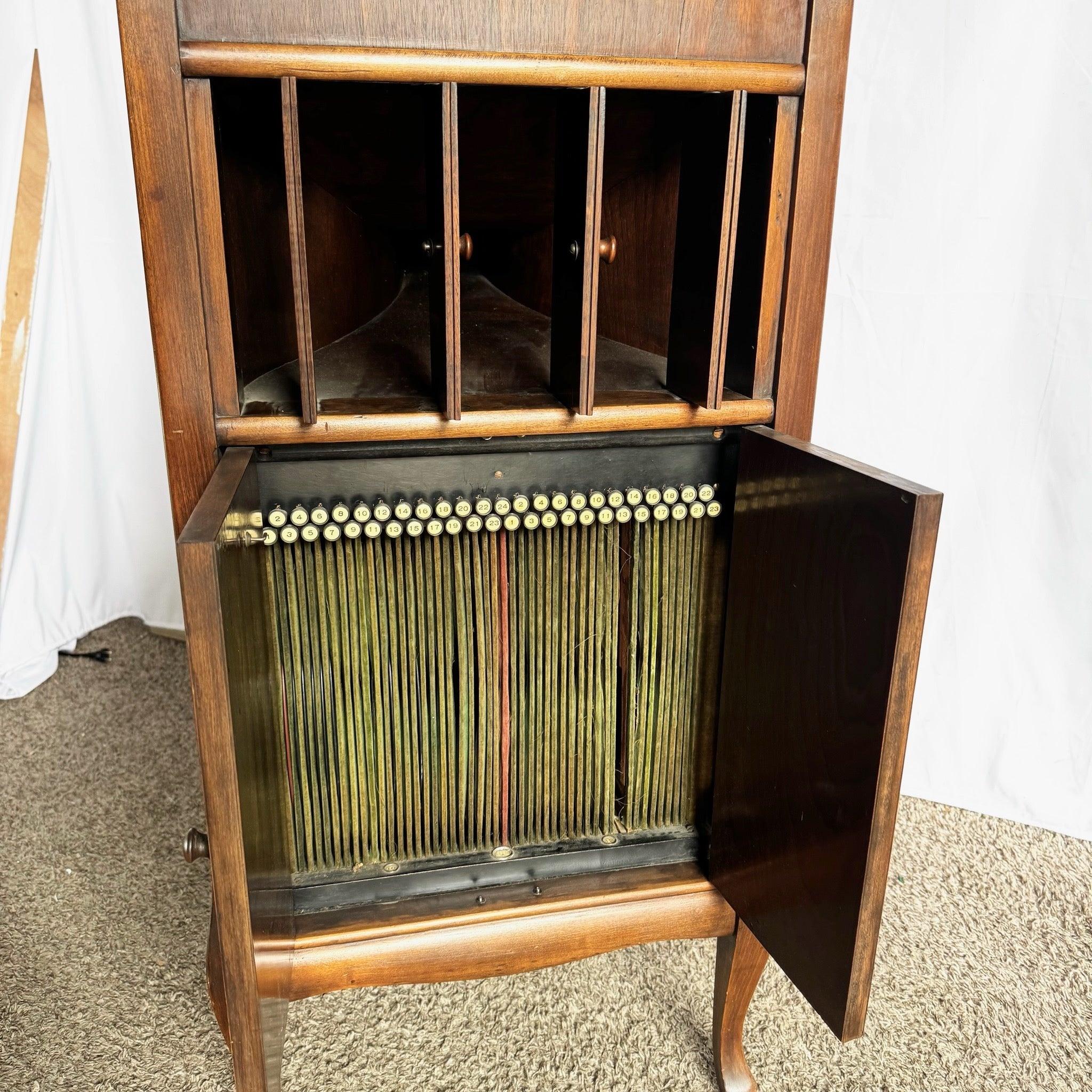 Antique Columbia Grafonola Phonograph Turn Table For Sale 2