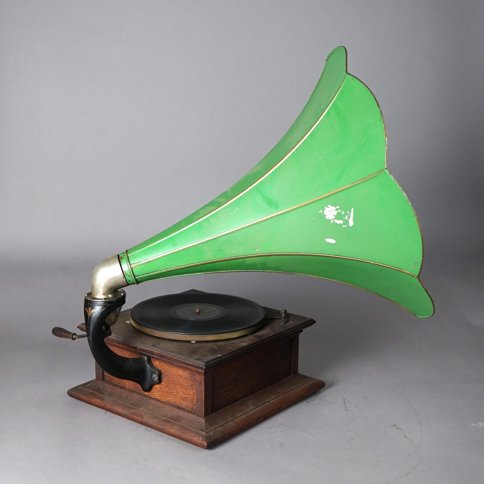 Antique Columbia Graphophone Victor Victrola Disc with Green Painted Horn C1910 2
