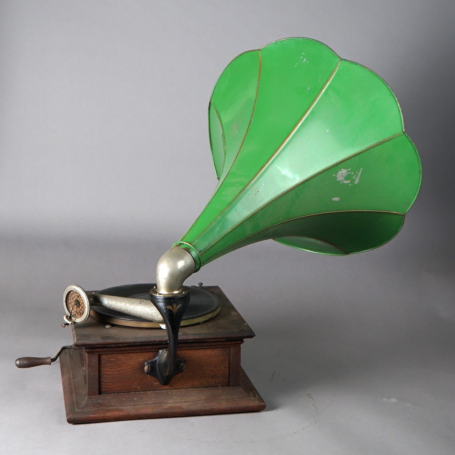 Antique Columbia Graphophone Victor Victrola Disc with Green Painted Horn C1910 1