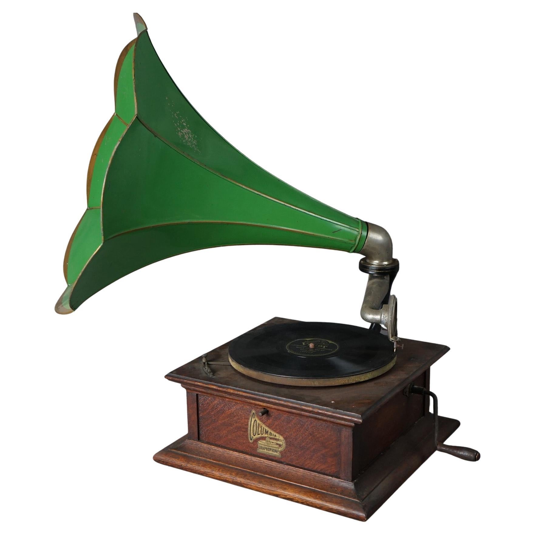 Antique Columbia Graphophone Victor Victrola Disc with Green Painted Horn C1910